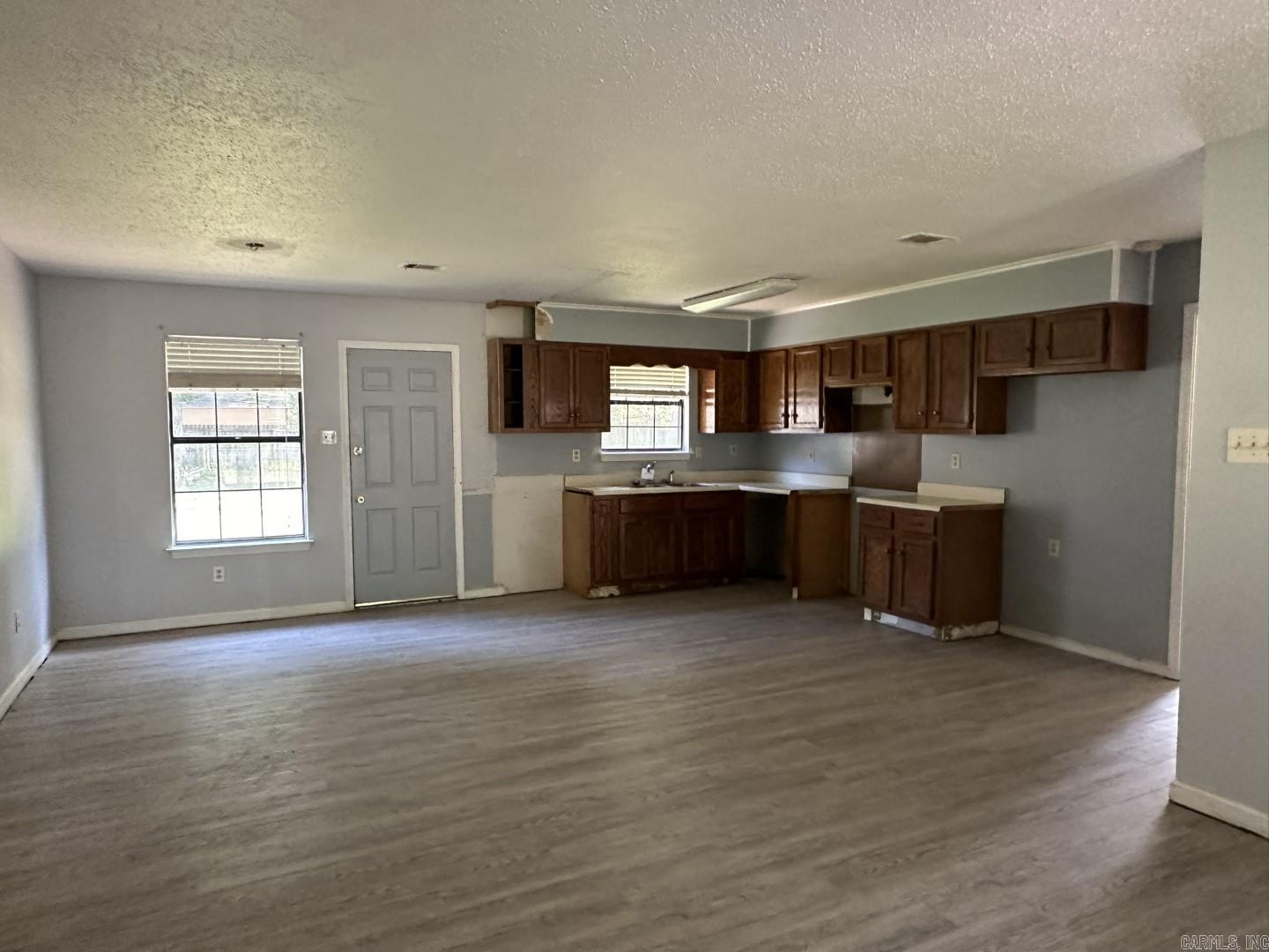 SHANNON HILLS s - Residential