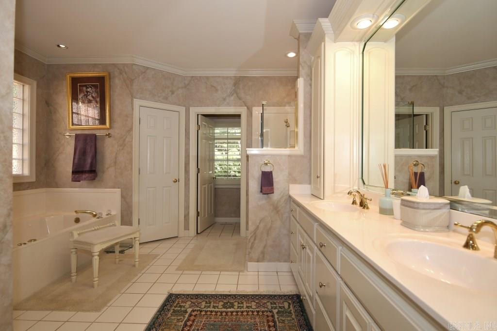 CHENAL VALLEY DUCLAIR COURT - Residential