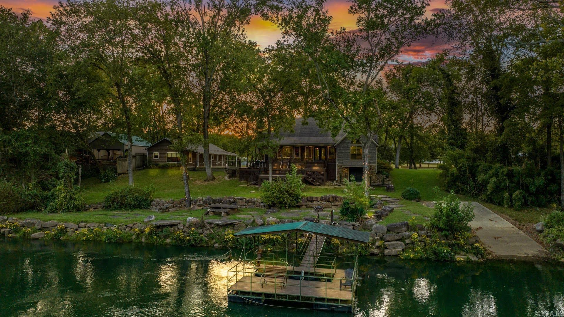 Metes & Bounds - Residential