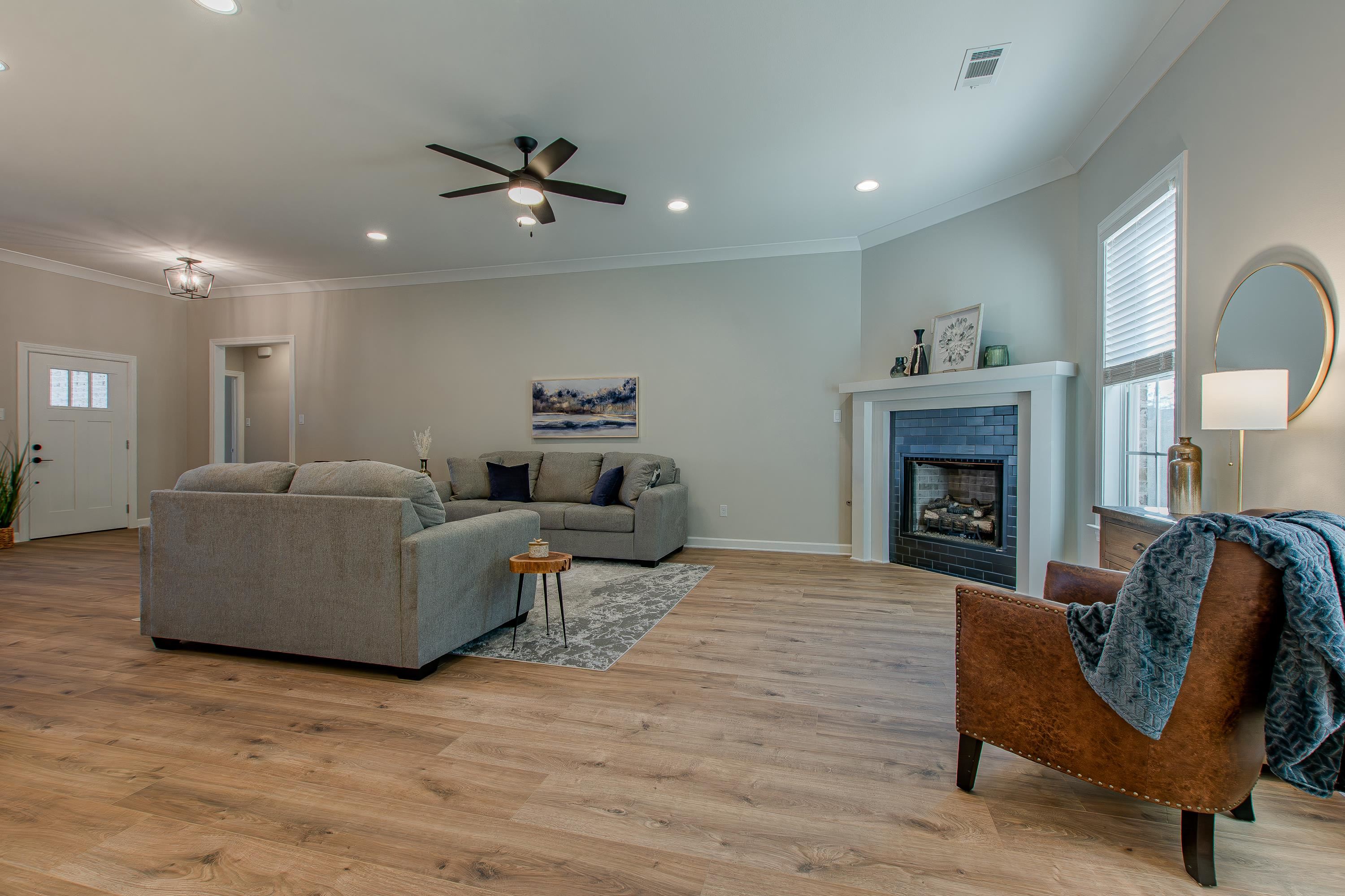 MILLERS GLENN - Residential