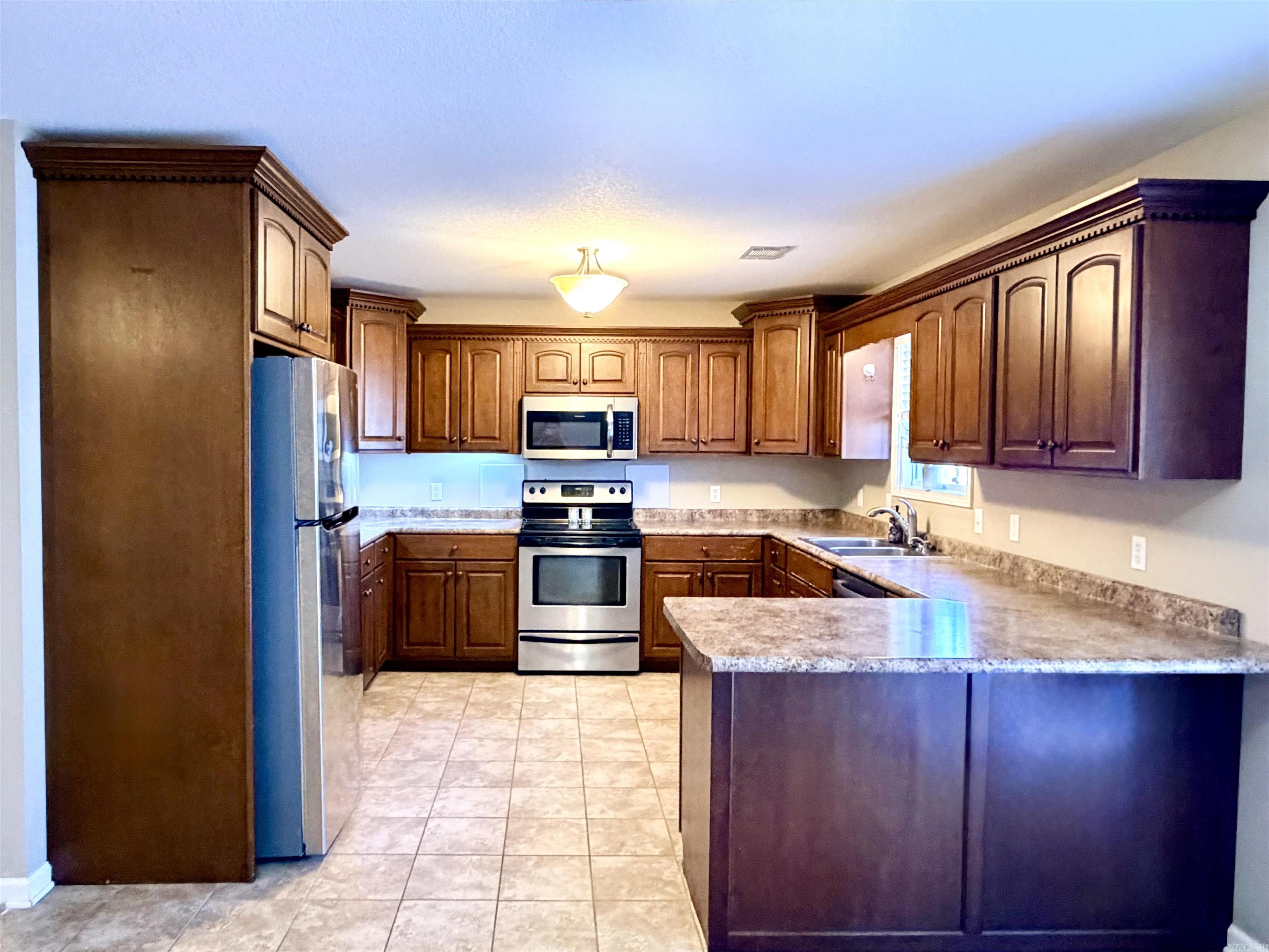 WALNUT VALLEY - Residential