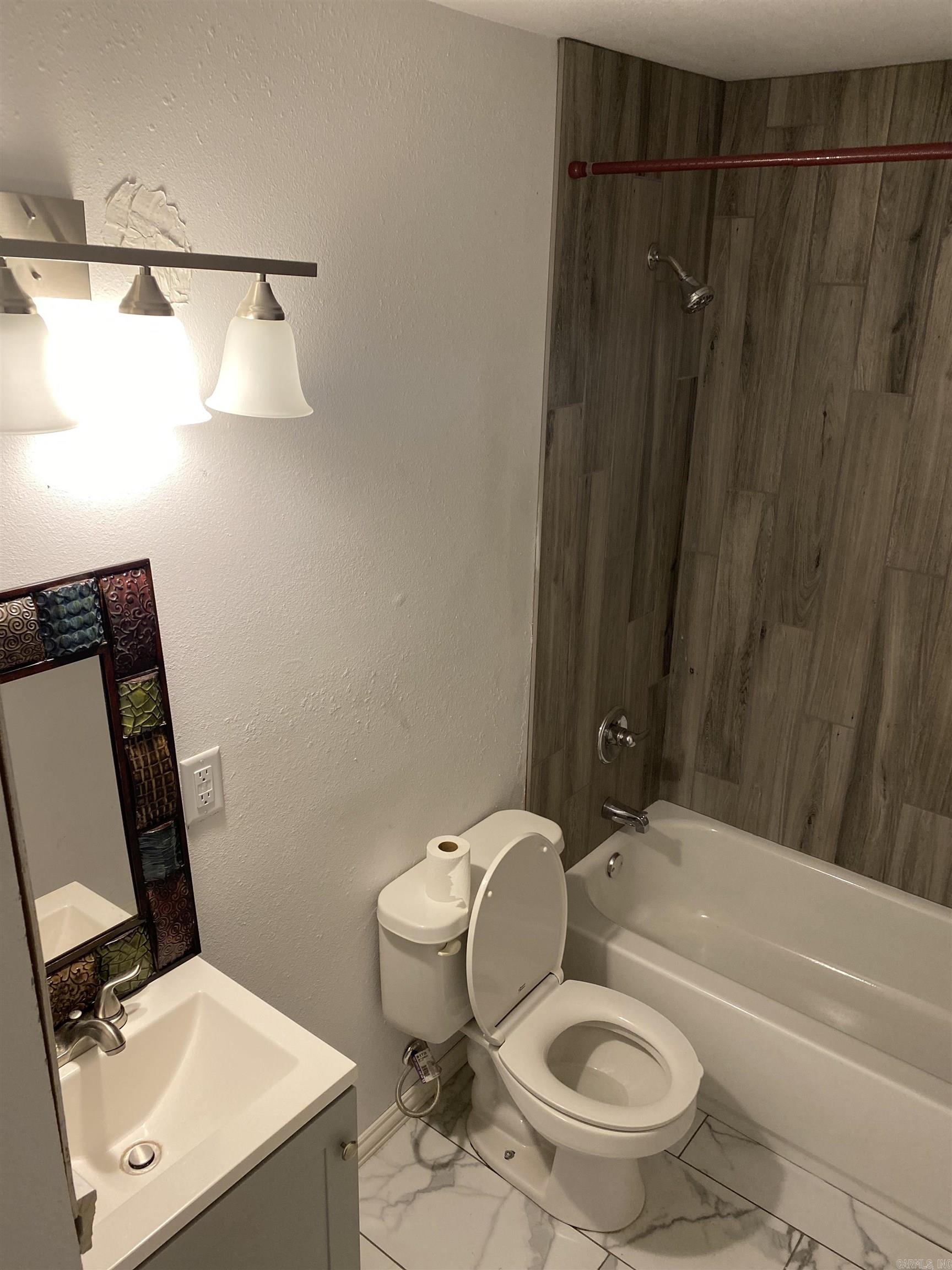 SOUTH HILL - Residential