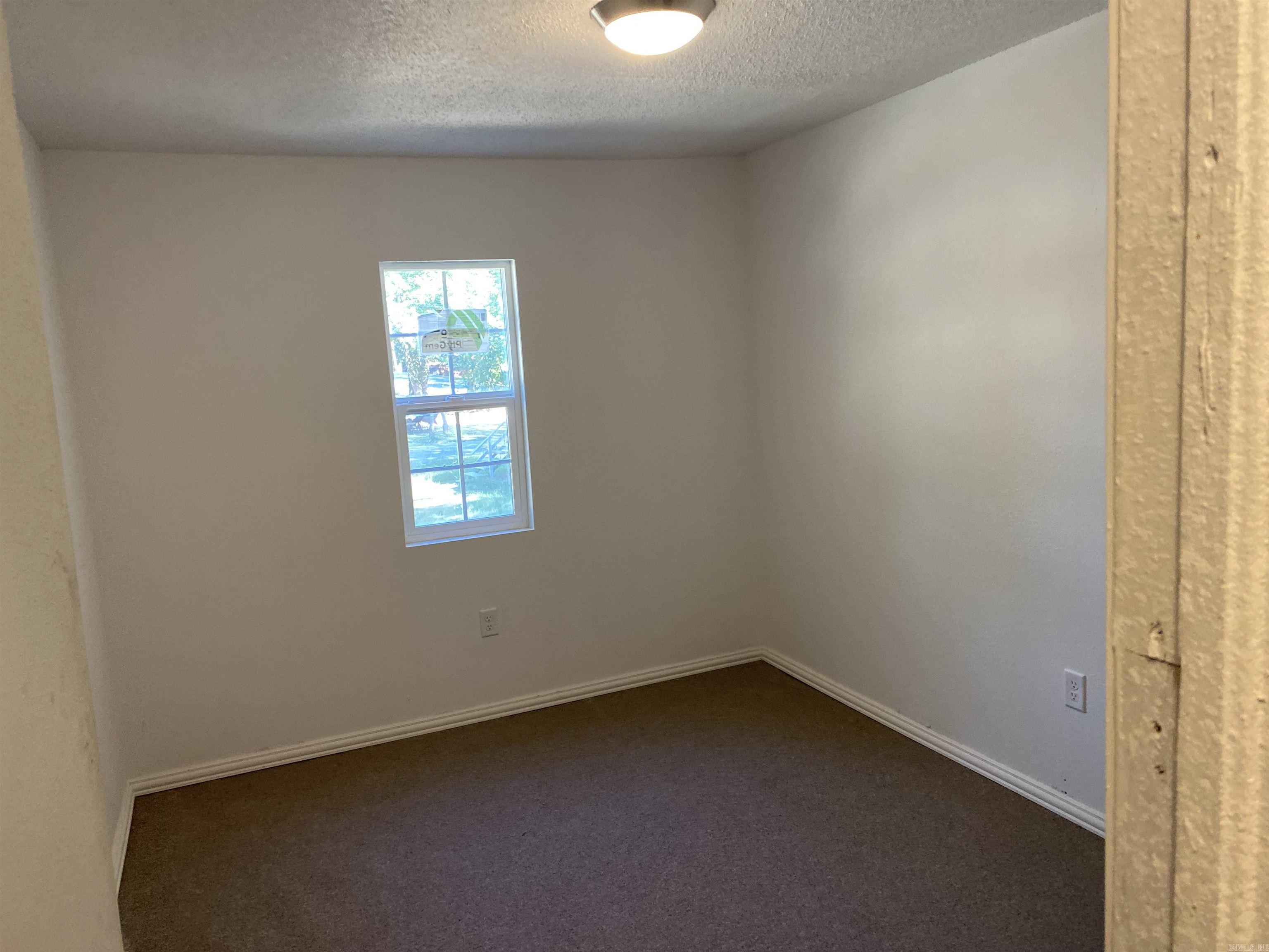 SOUTH HILL - Residential