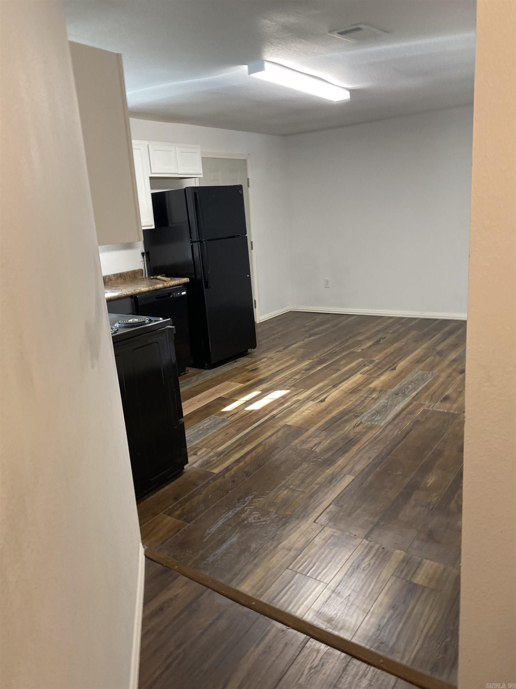 SOUTH HILL - Residential