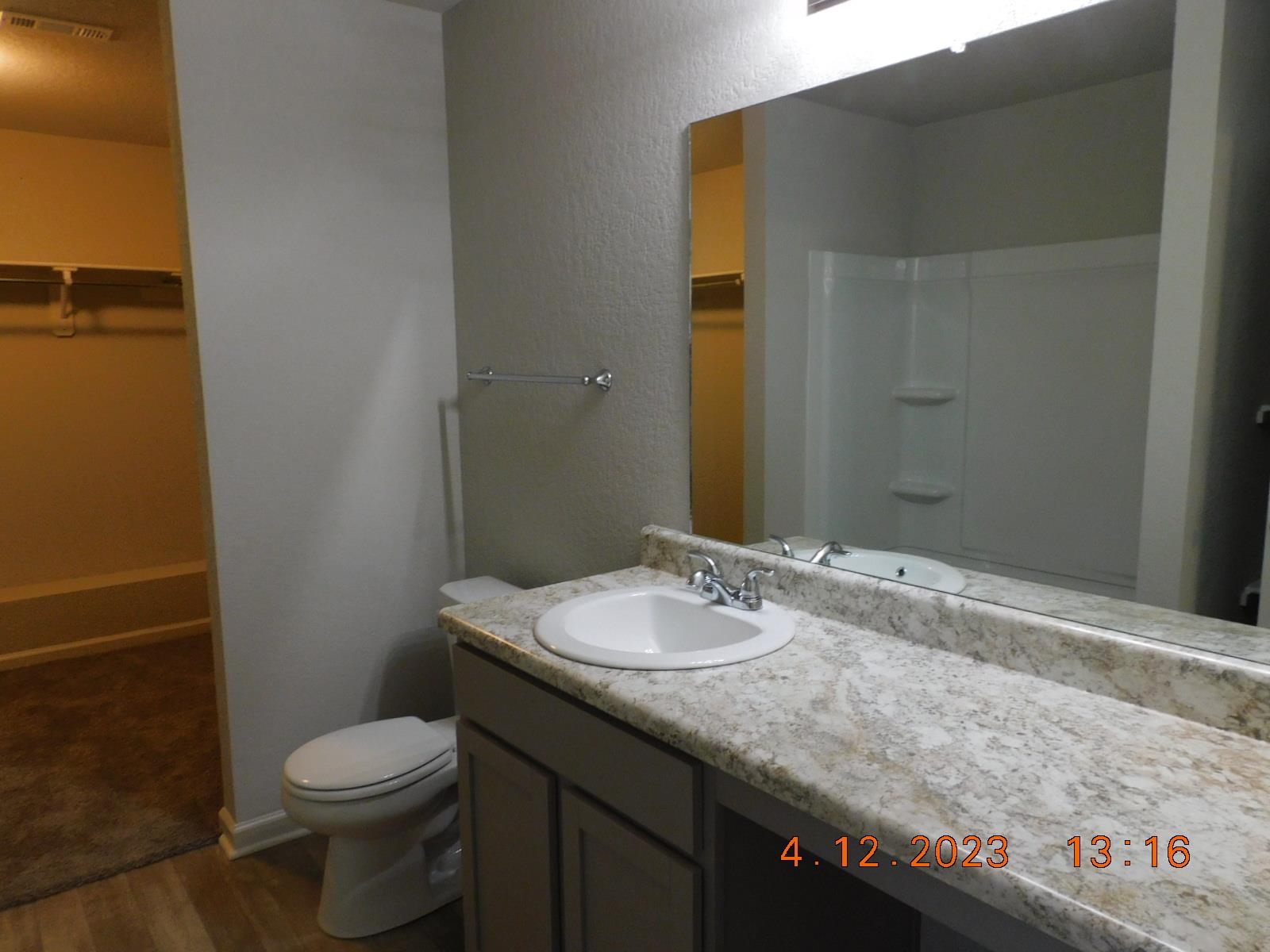 MUSEUM MEADOWS - Residential Lease