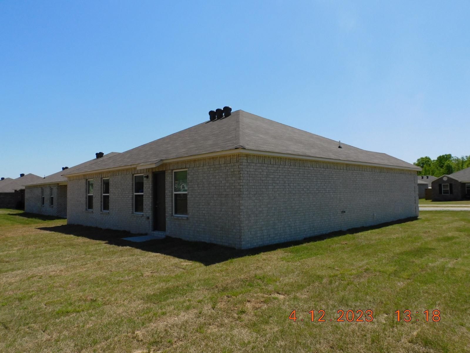 MUSEUM MEADOWS - Residential Lease