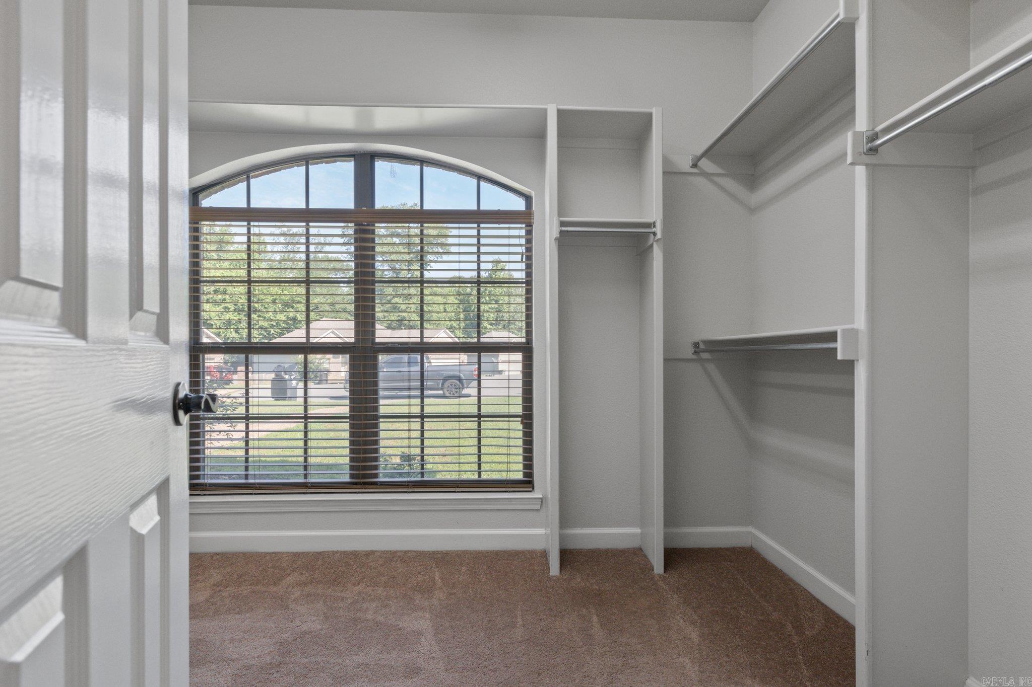 PLEASANT FOREST - Residential