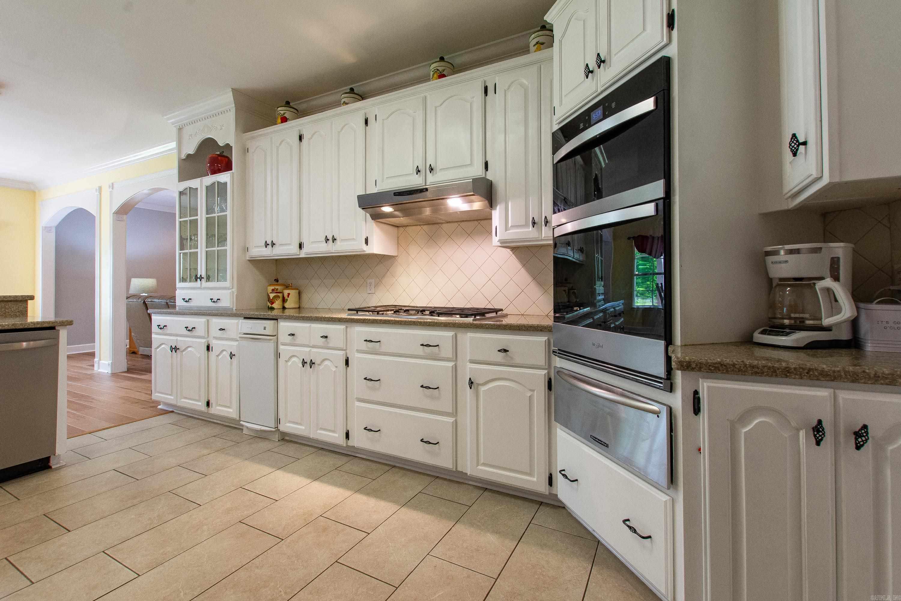 WILLOW BEACH ESTATES - Residential