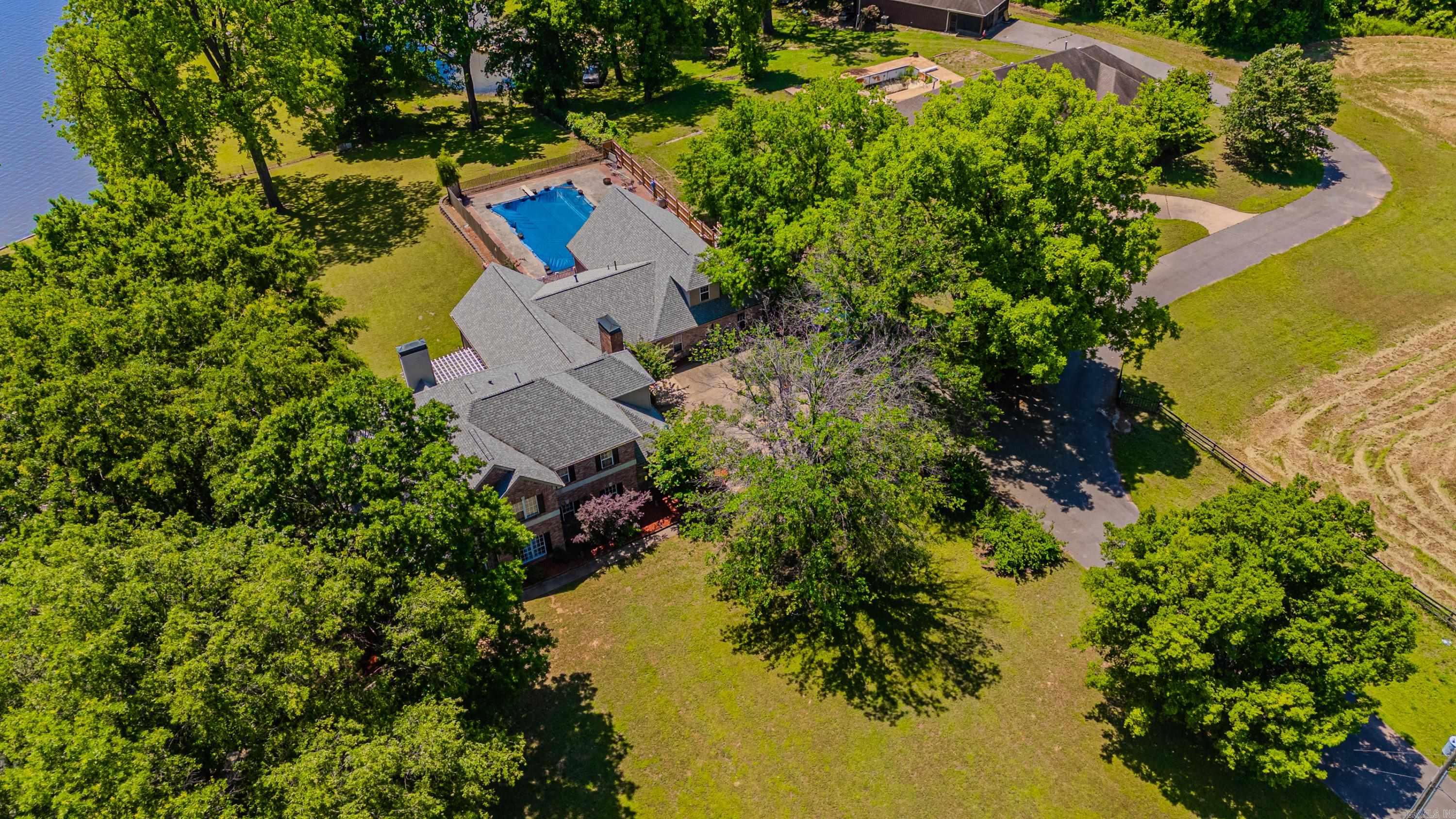 WILLOW BEACH ESTATES - Residential