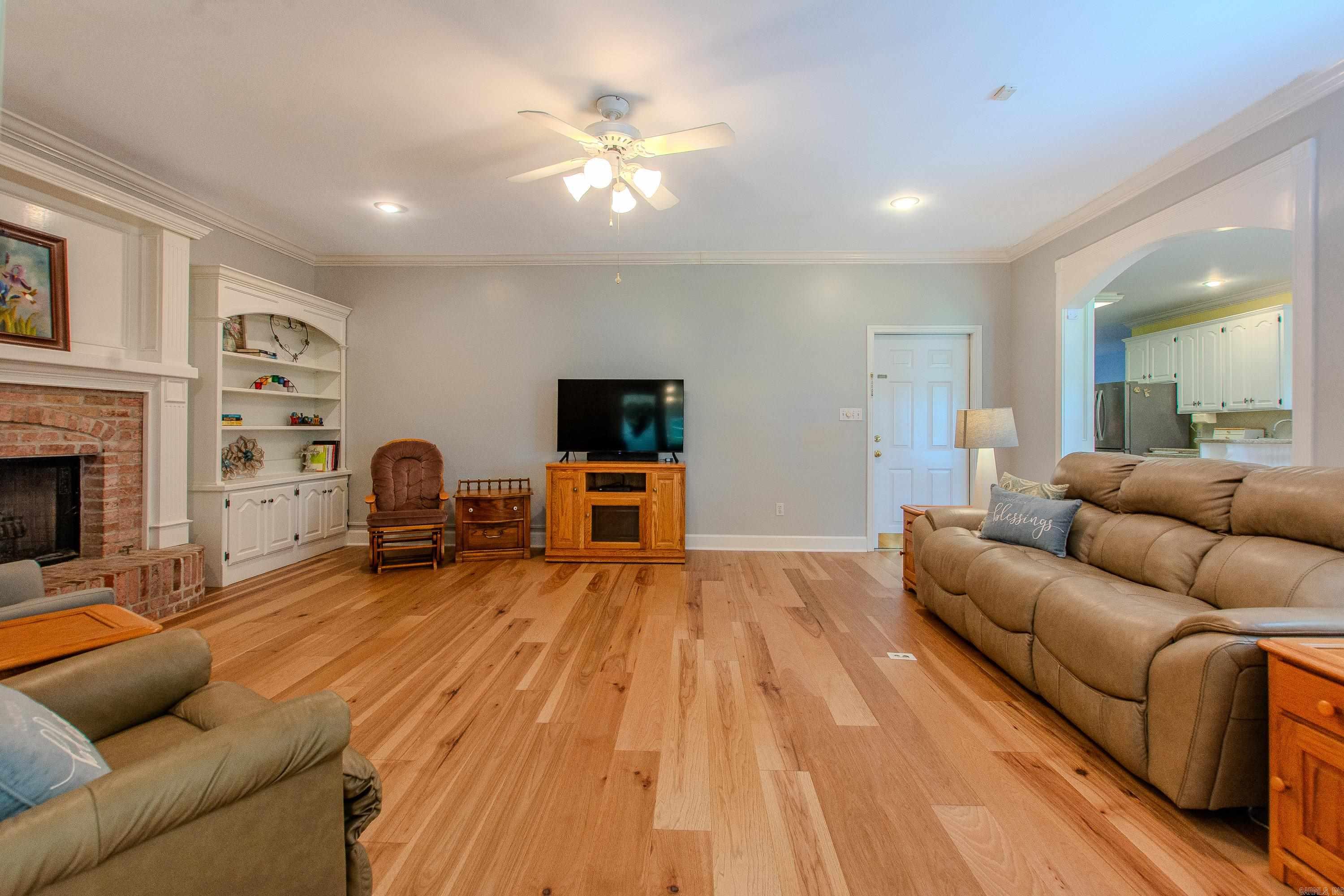 WILLOW BEACH ESTATES - Residential