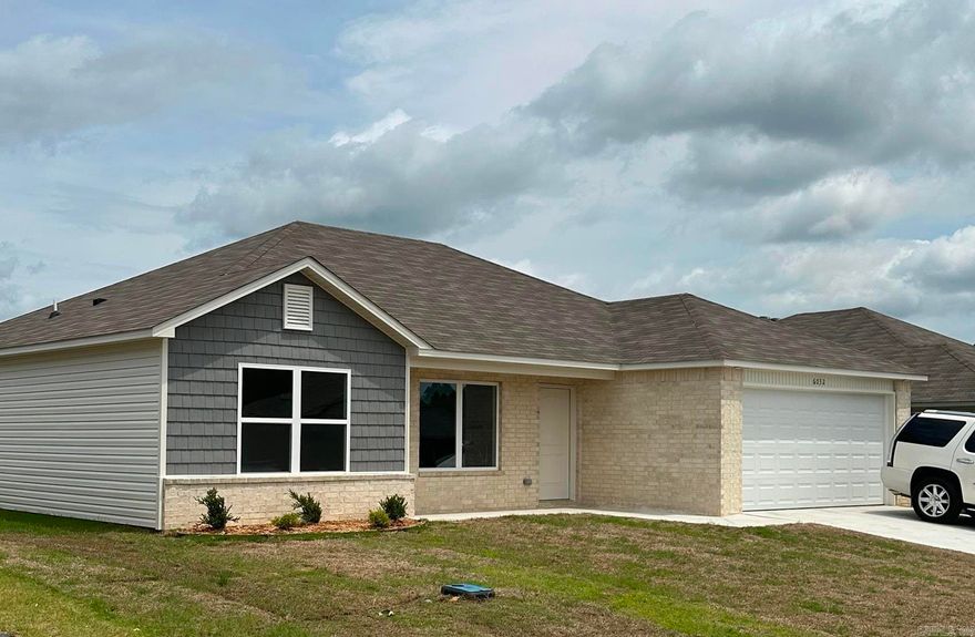 The  Clark plan is rich with curb appeal with its welcoming covered entryway and front yard landscaping. This one-story home features 3 bedrooms, 2 bathrooms, a large family room, and a kitchen fully equipped with energy-efficient appliances, abundant counterspace, and a pantry. The laundry room is nestled between the garage and master suite for quick, convenient access. Learn more about this home today!   **SEE SHOWING REMARKS & AGENT REMARKS FOR IMPORTANT INFORMATION**