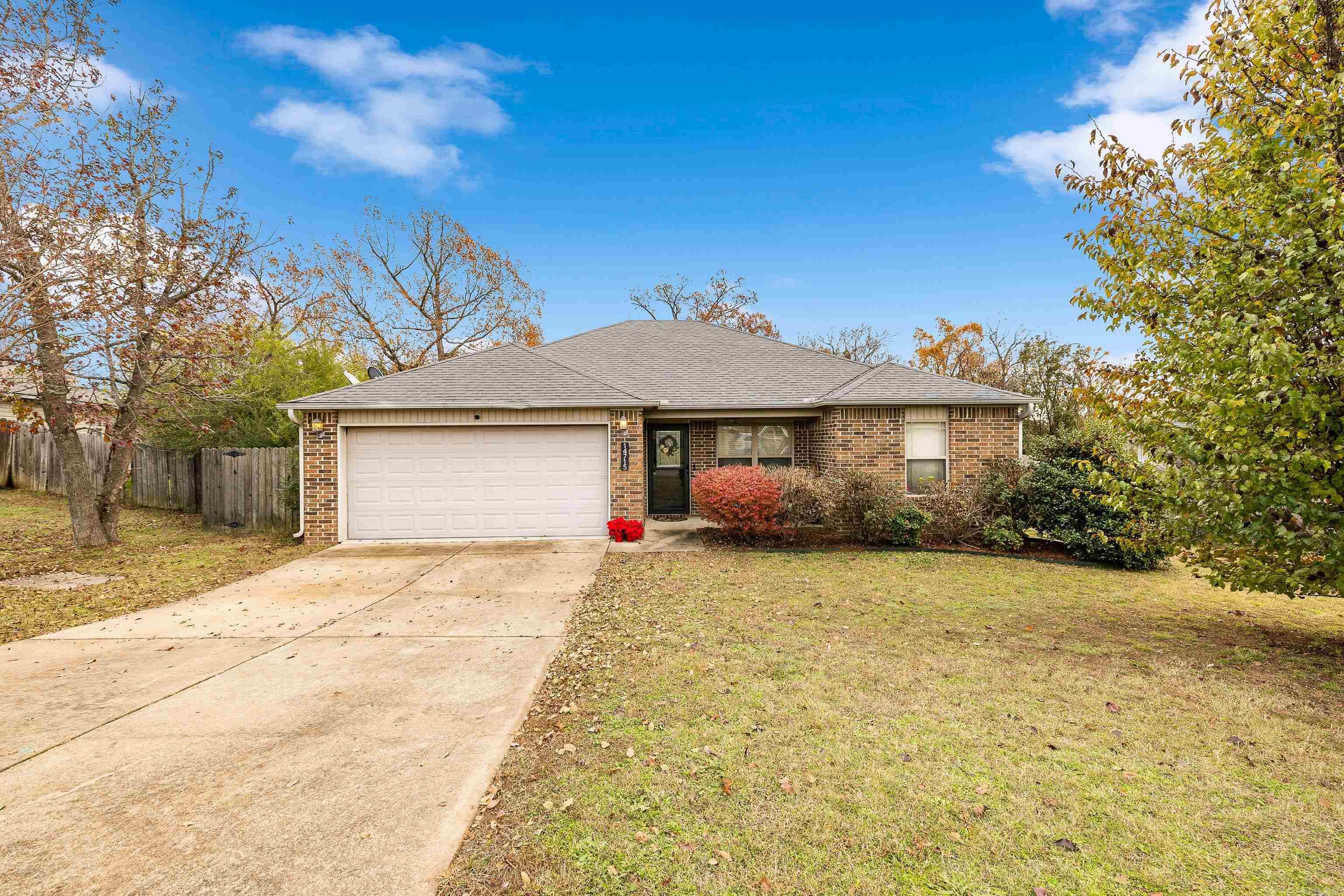 PARKWAY MEADOWS - Residential