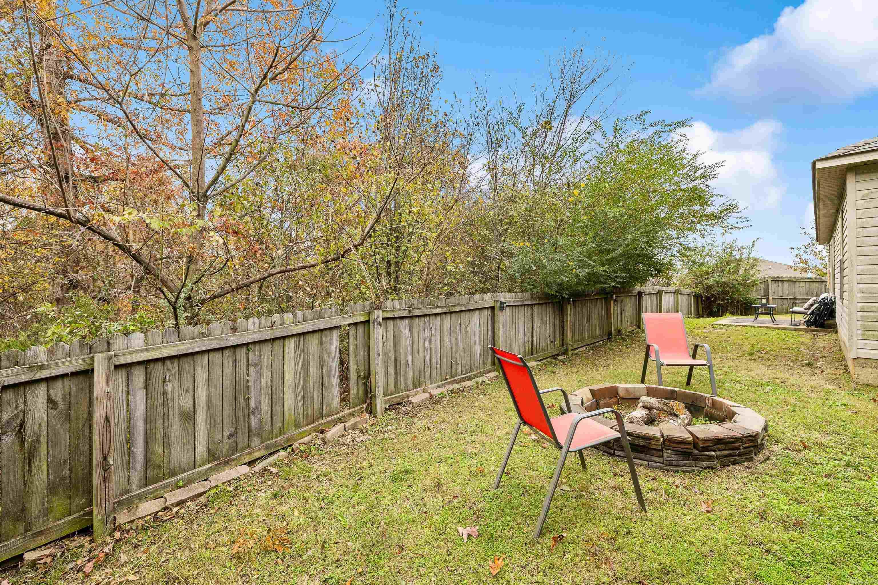 PARKWAY MEADOWS - Residential