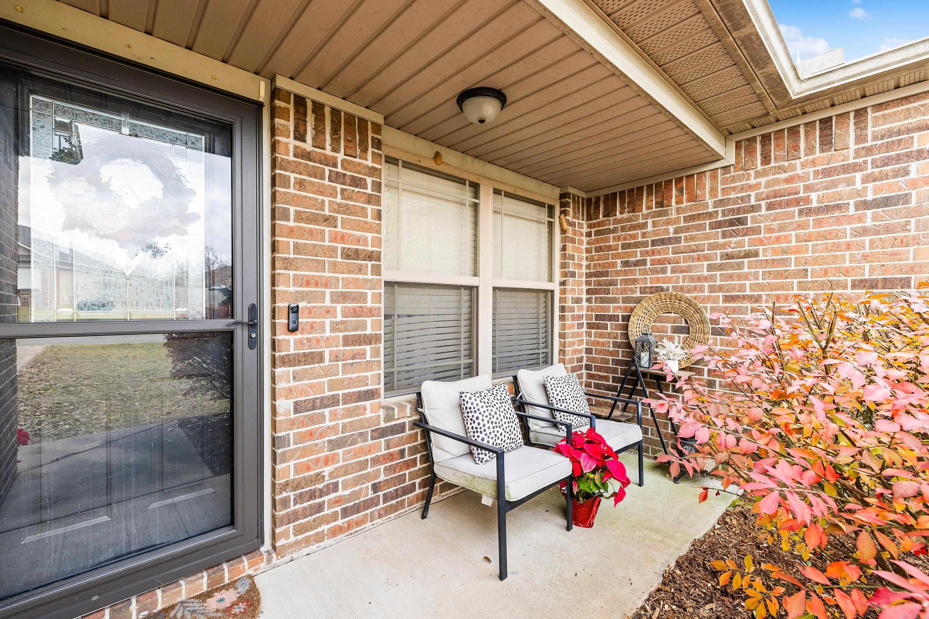 PARKWAY MEADOWS - Residential