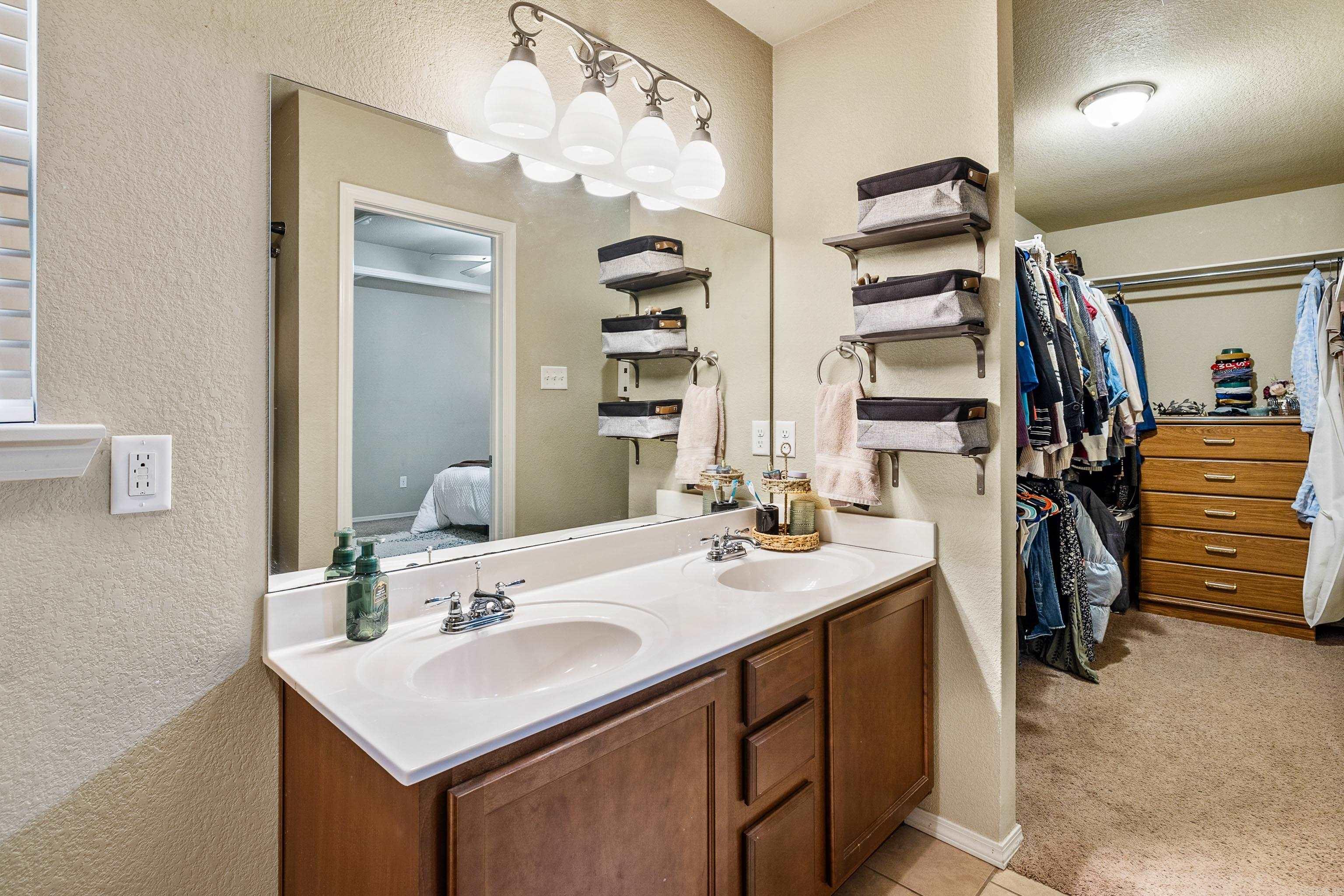 PARKWAY MEADOWS - Residential