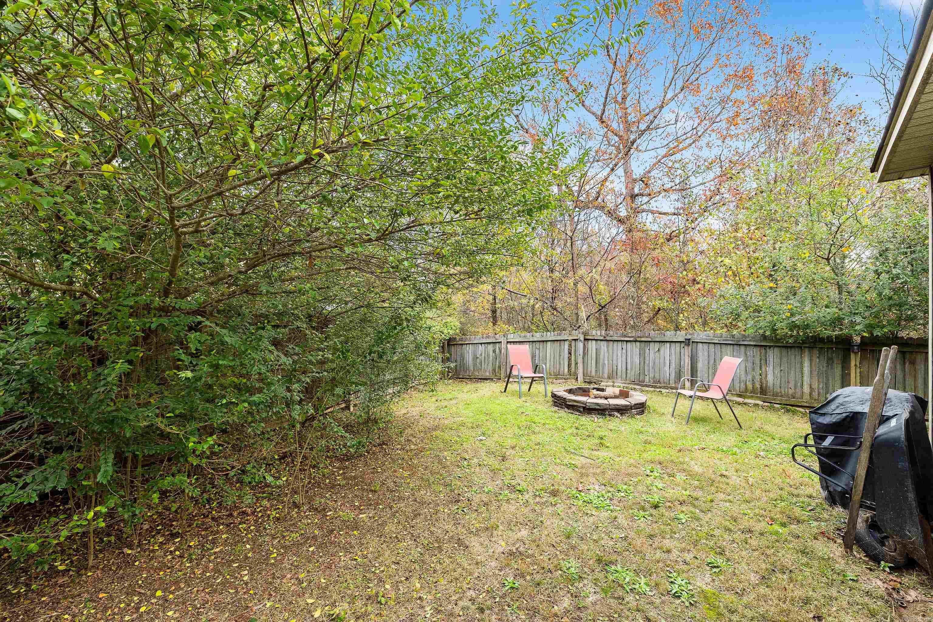 PARKWAY MEADOWS - Residential