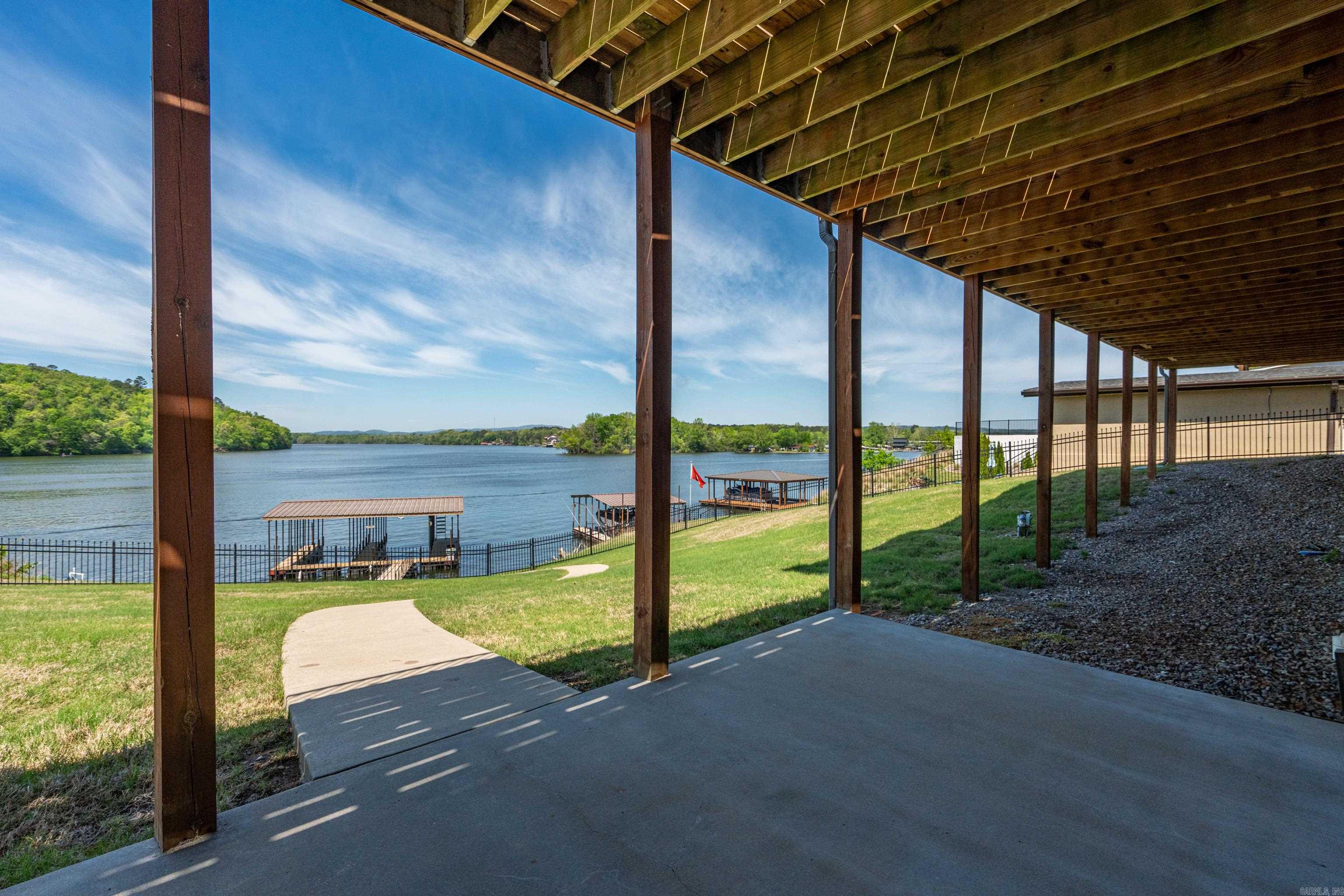 Oakridge Lake Estates - Residential