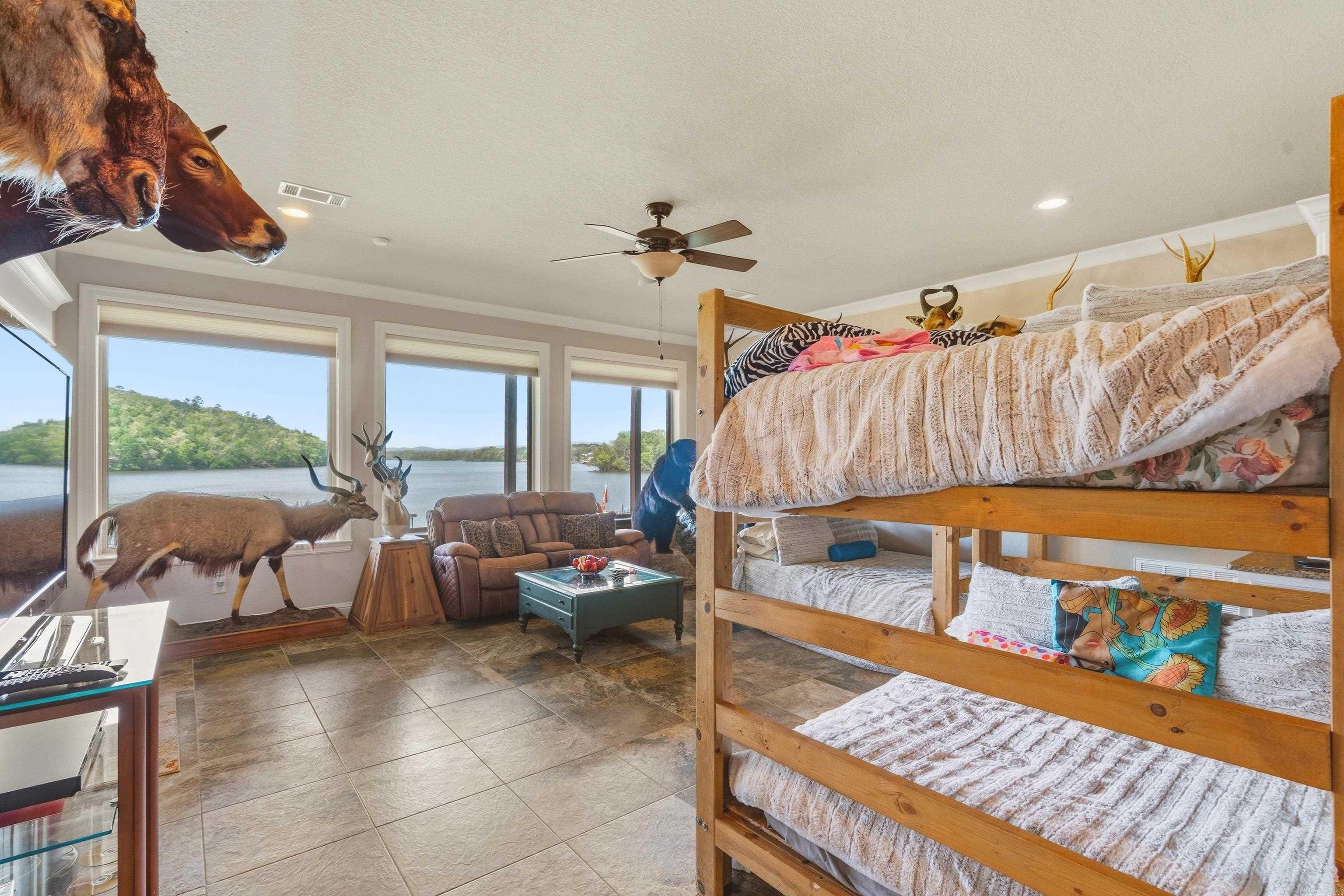 Oakridge Lake Estates - Residential