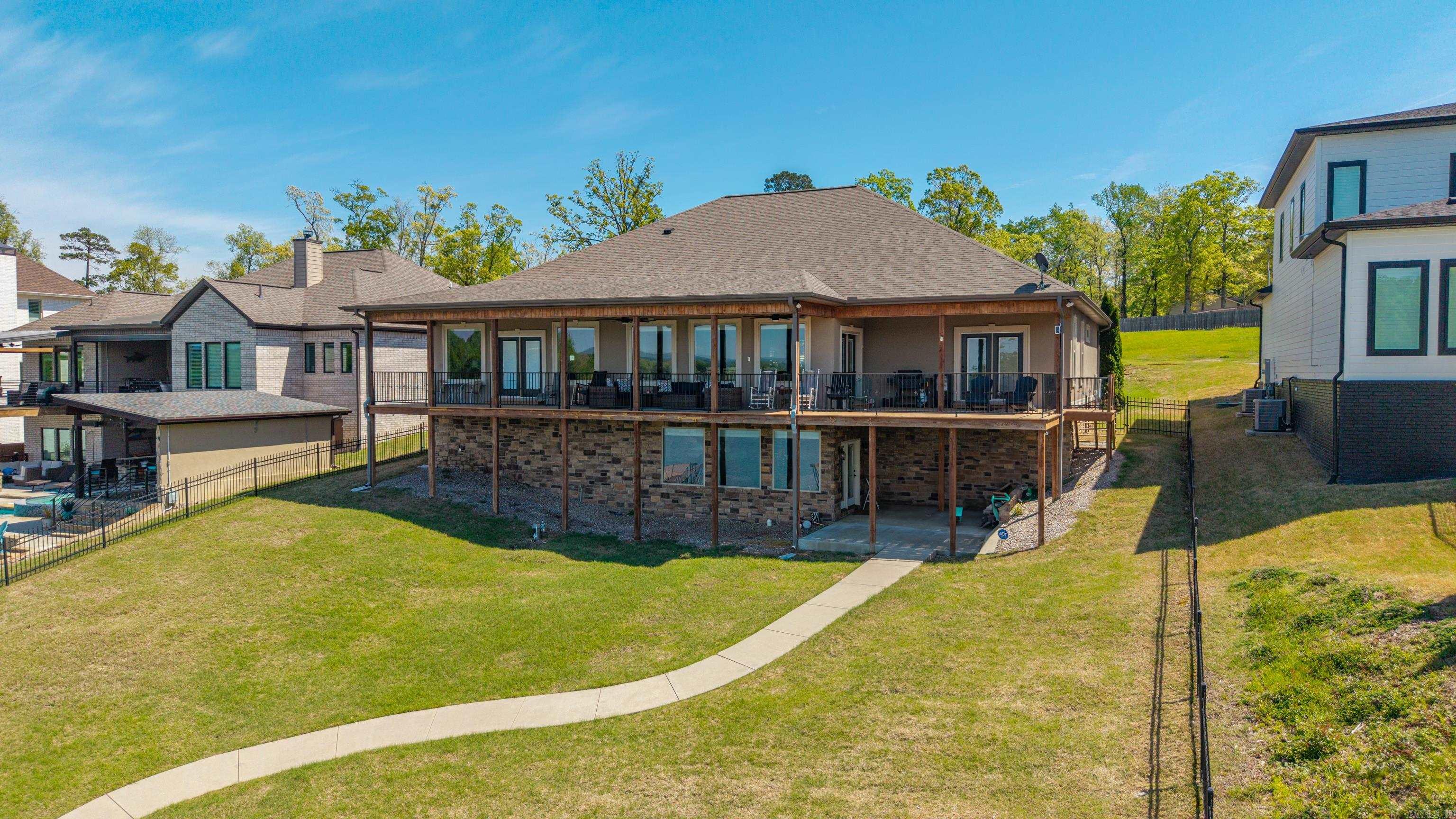 Oakridge Lake Estates - Residential