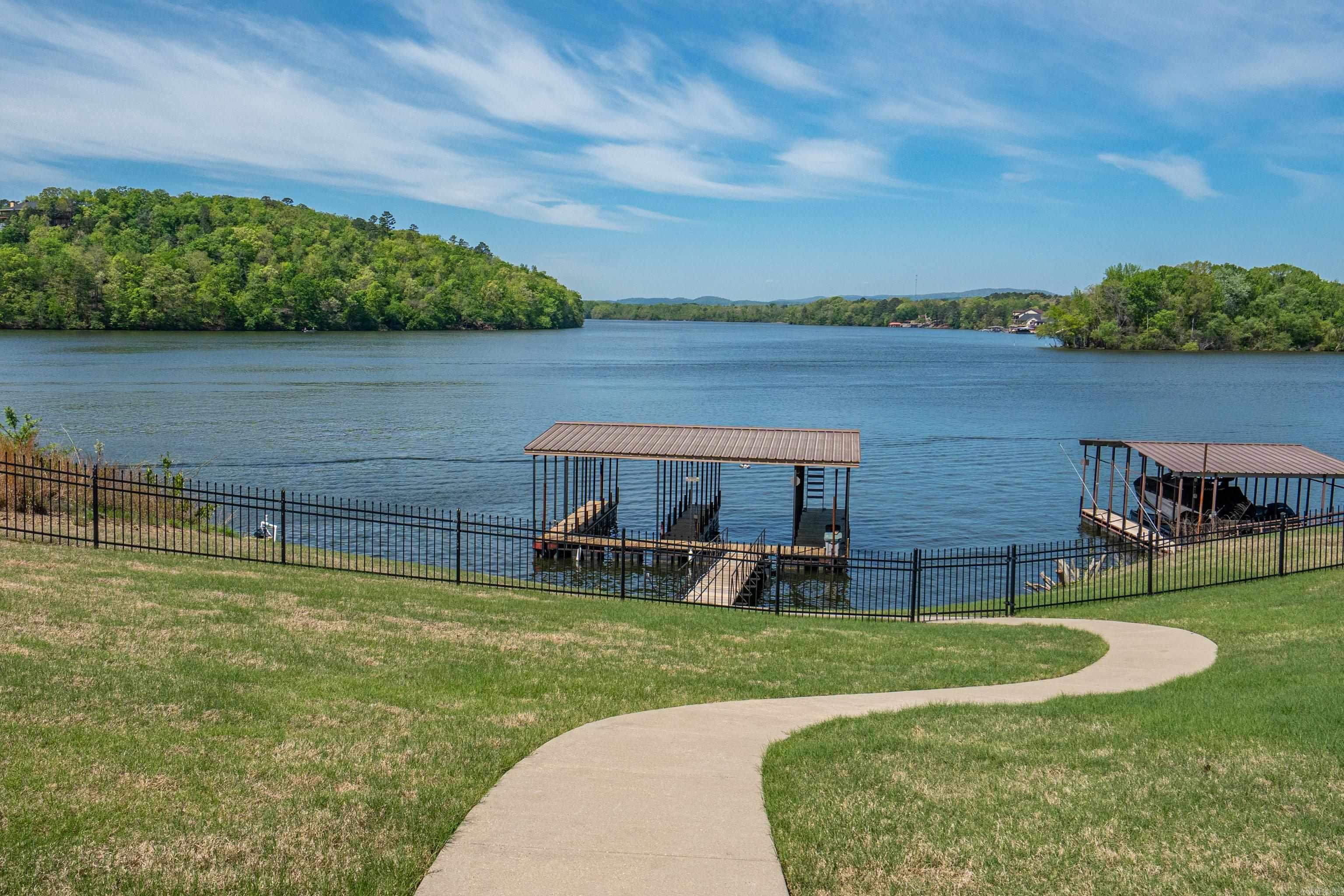 Oakridge Lake Estates - Residential