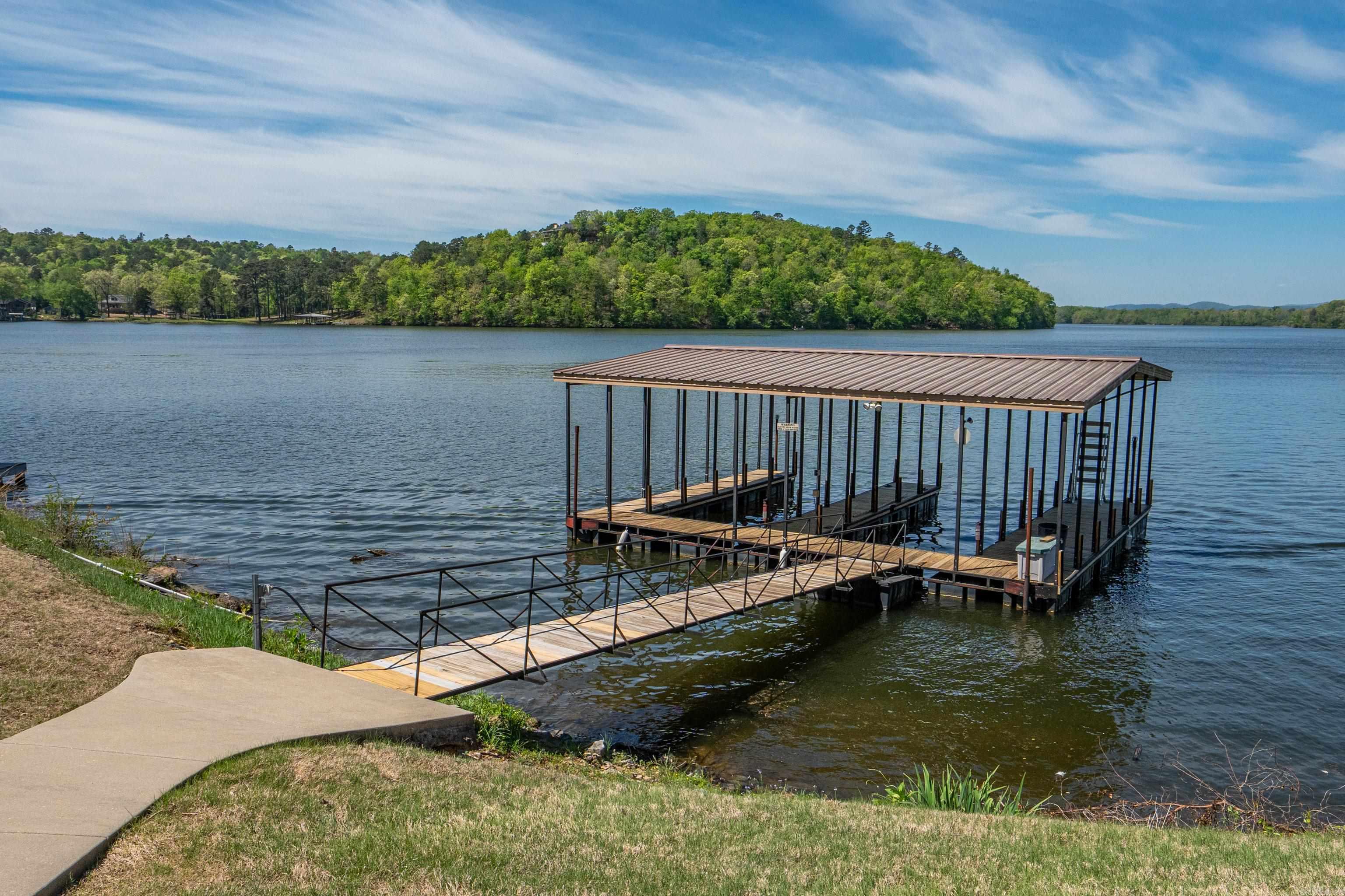 Oakridge Lake Estates - Residential