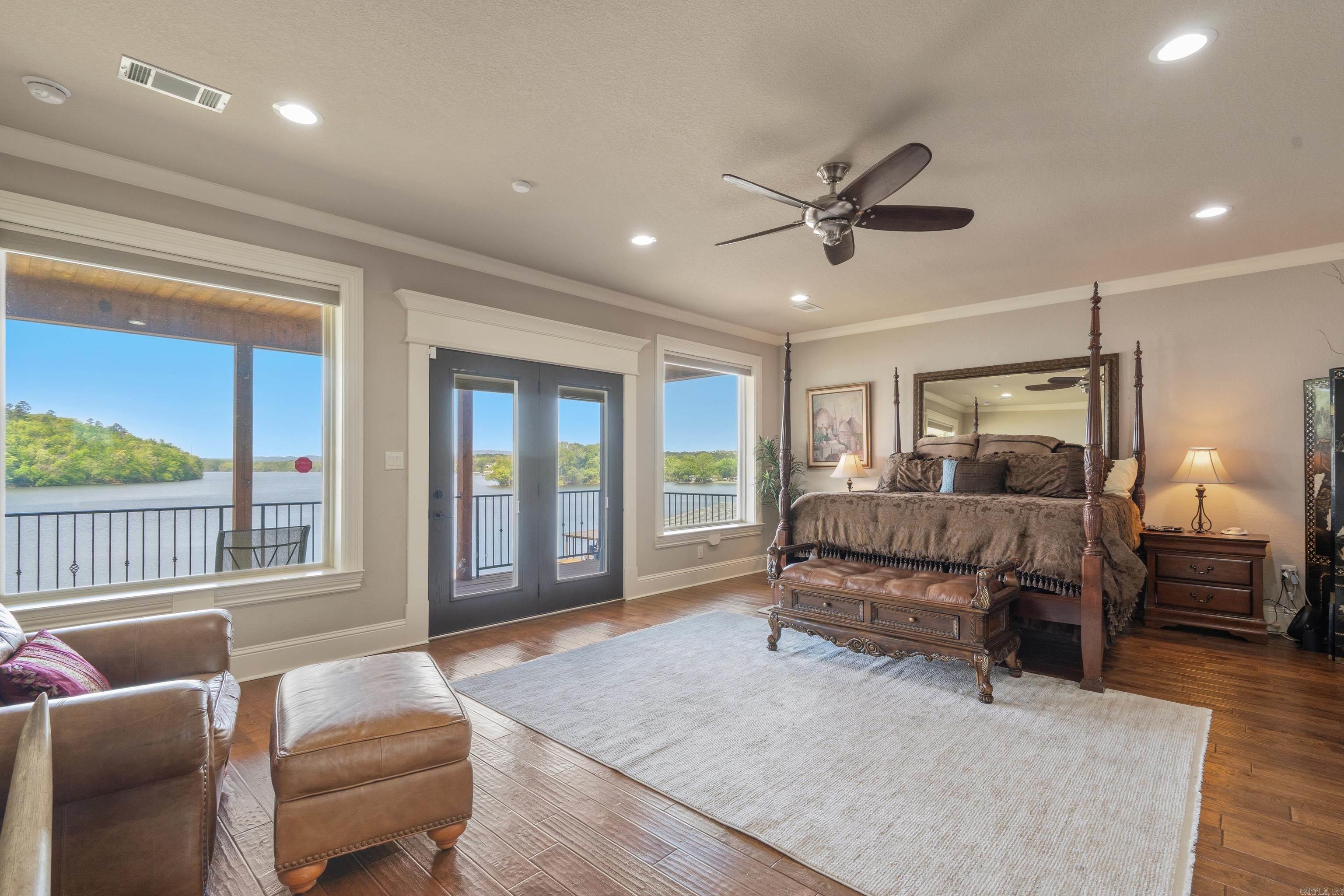 Oakridge Lake Estates - Residential