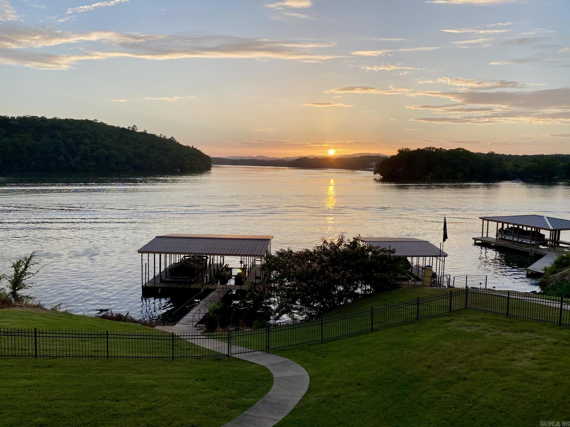 Oakridge Lake Estates - Residential