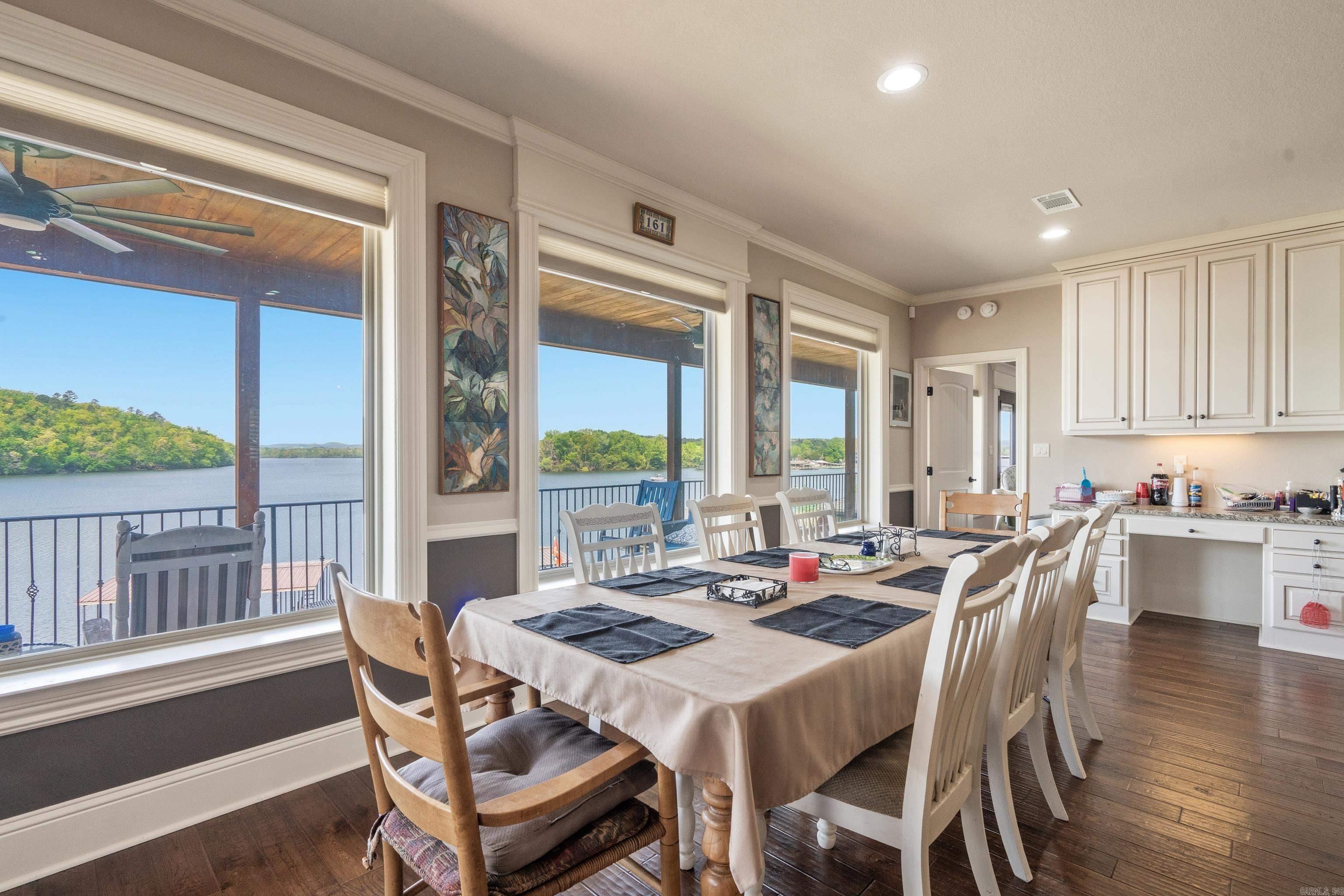 Oakridge Lake Estates - Residential