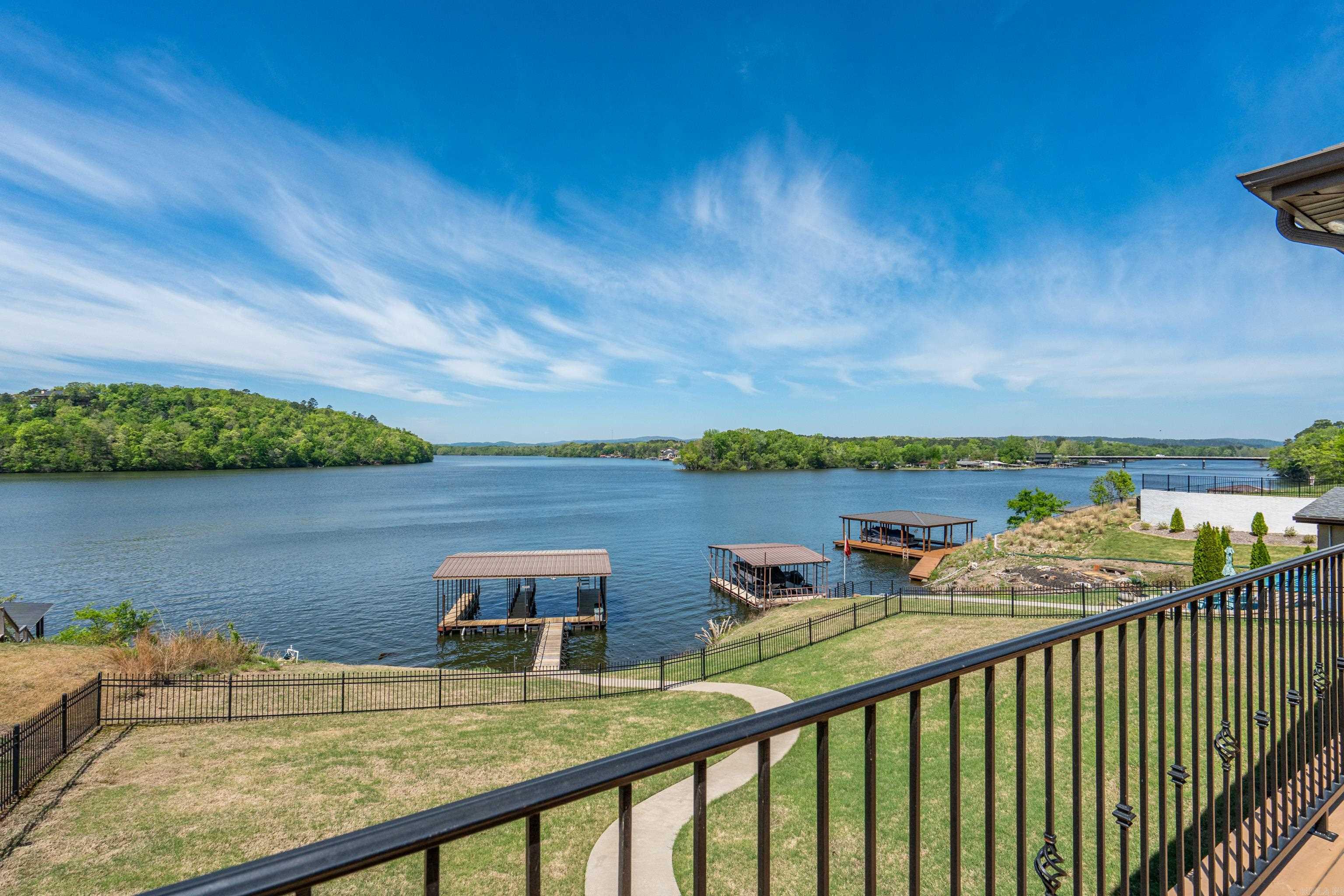 Oakridge Lake Estates - Residential