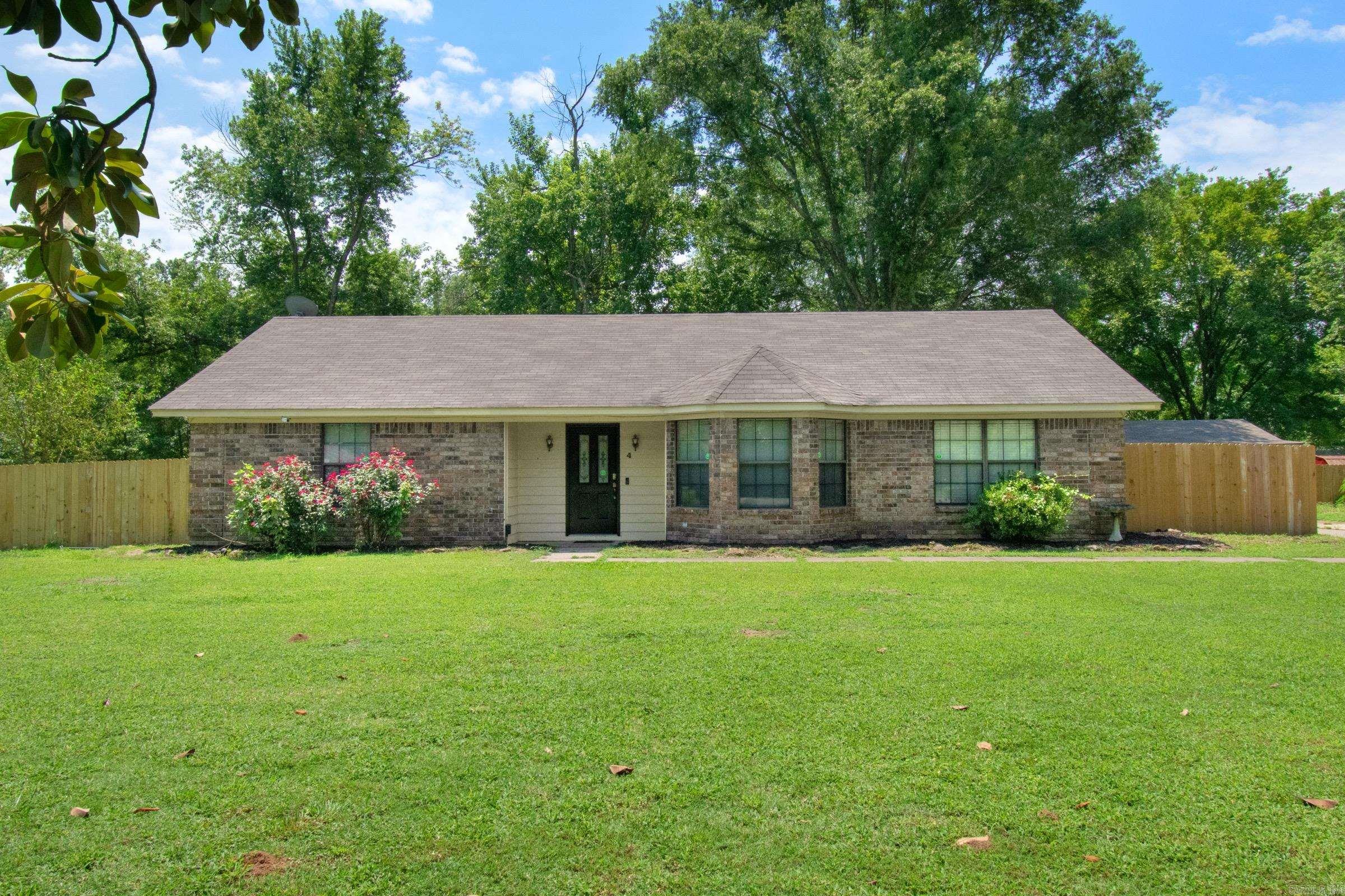 CYPRESS COVE - Residential