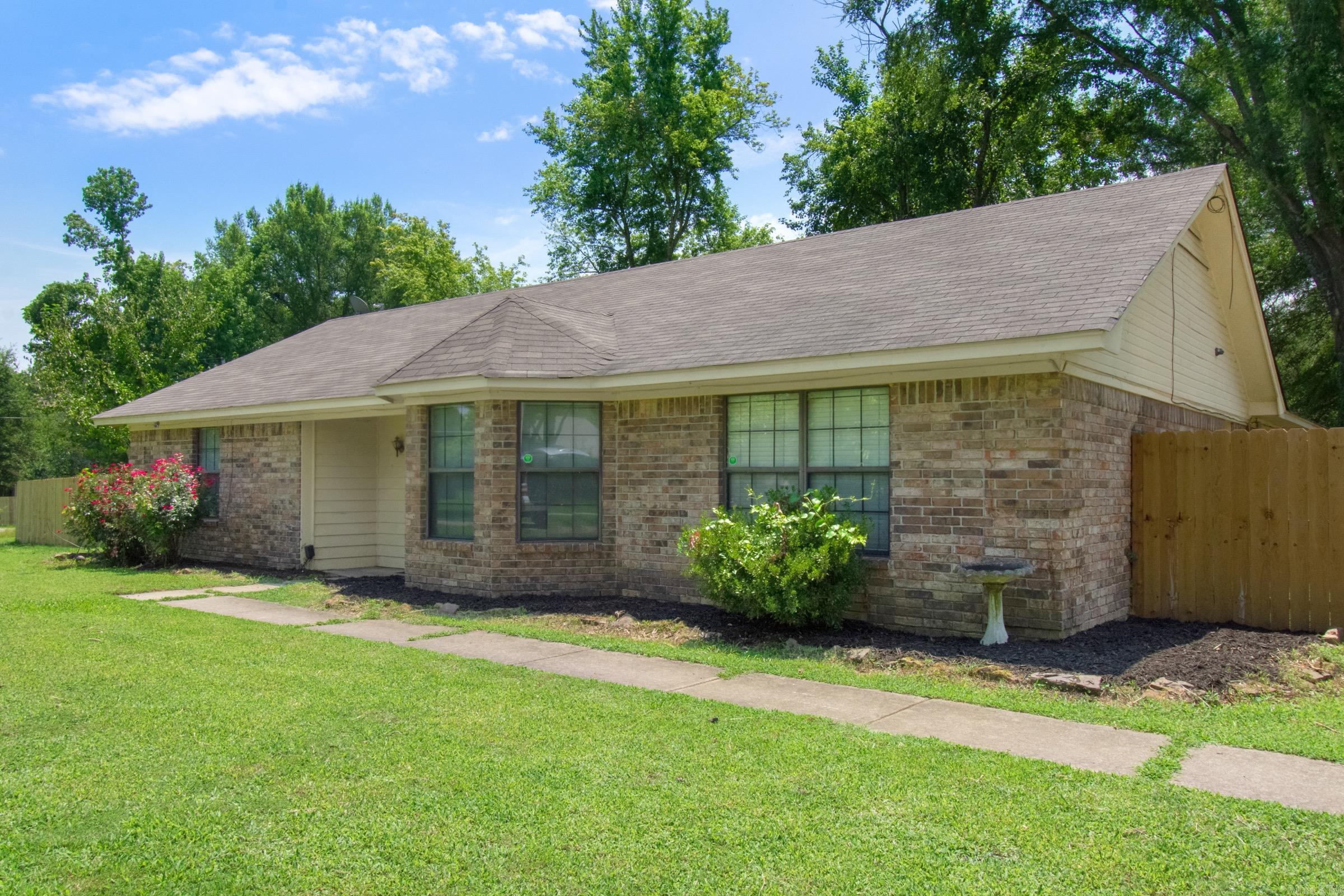 CYPRESS COVE - Residential