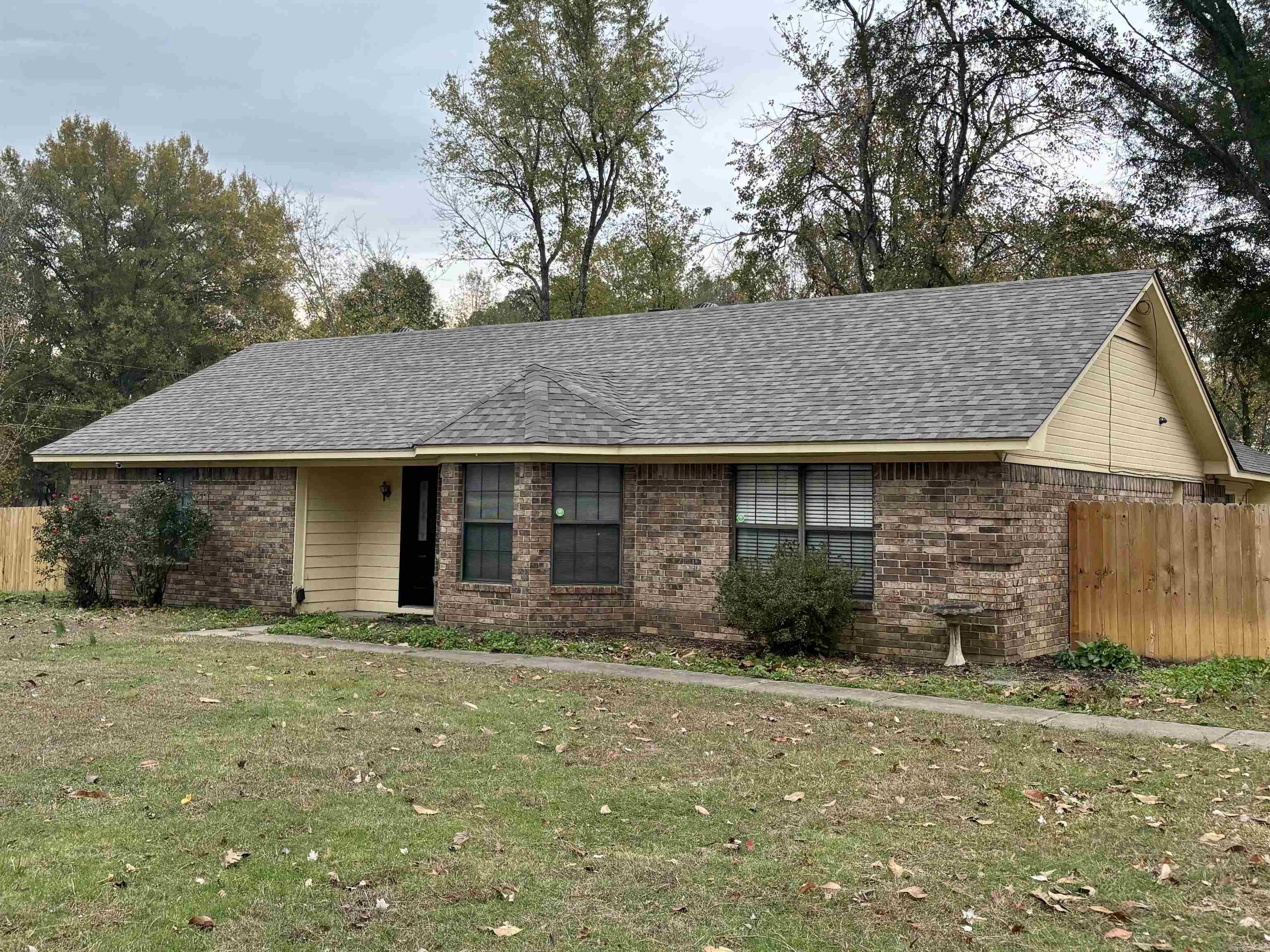 CYPRESS COVE - Residential