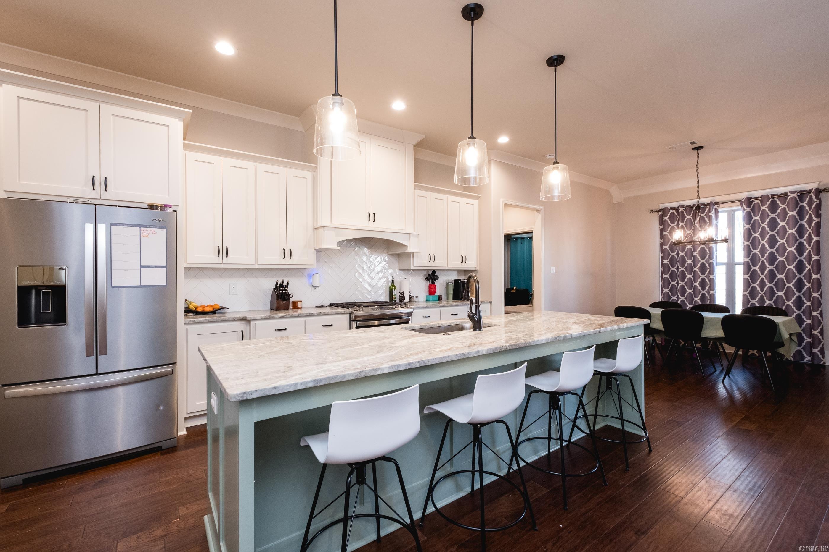 MILLERS GLENN - Residential