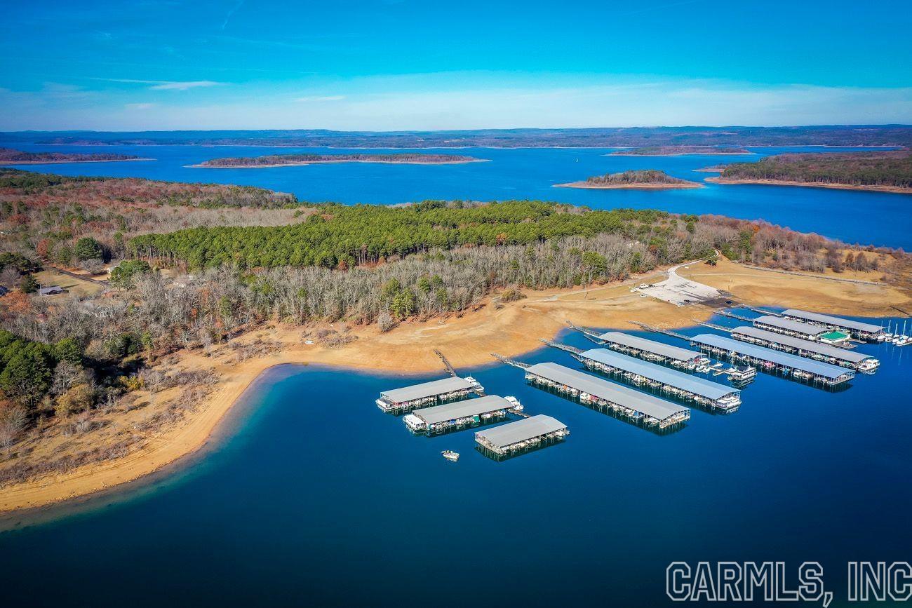 CRICKET COVE - LAKE - Residential