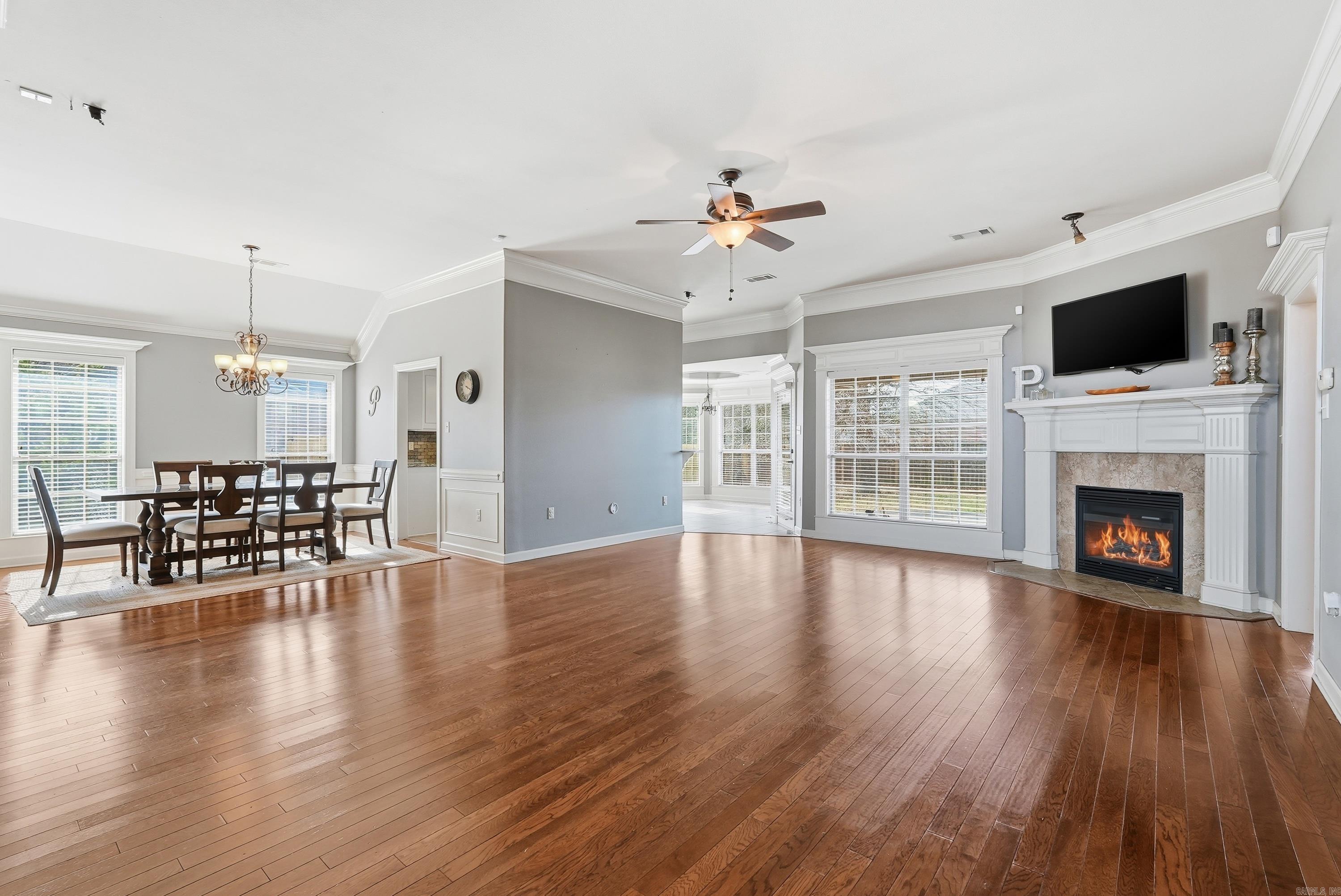 COUNTRY CLUB OF AR-QUARTERS ADDN - Residential