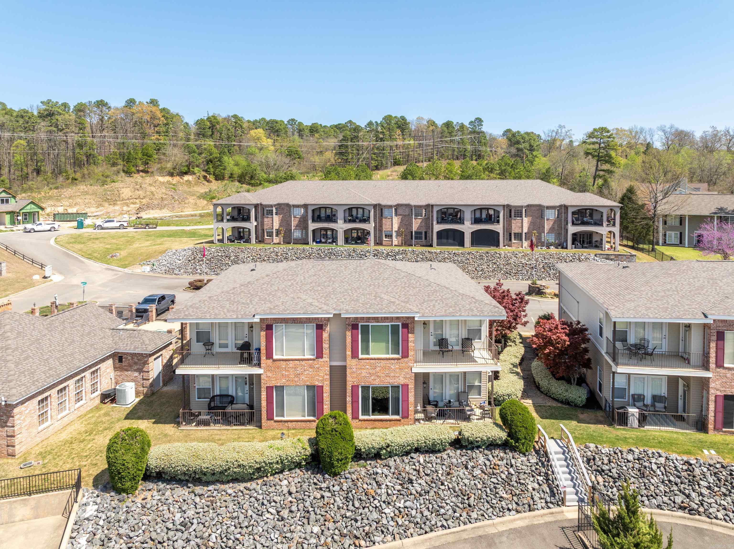 BAYSHORE COVE HPR PHASE IA - Residential