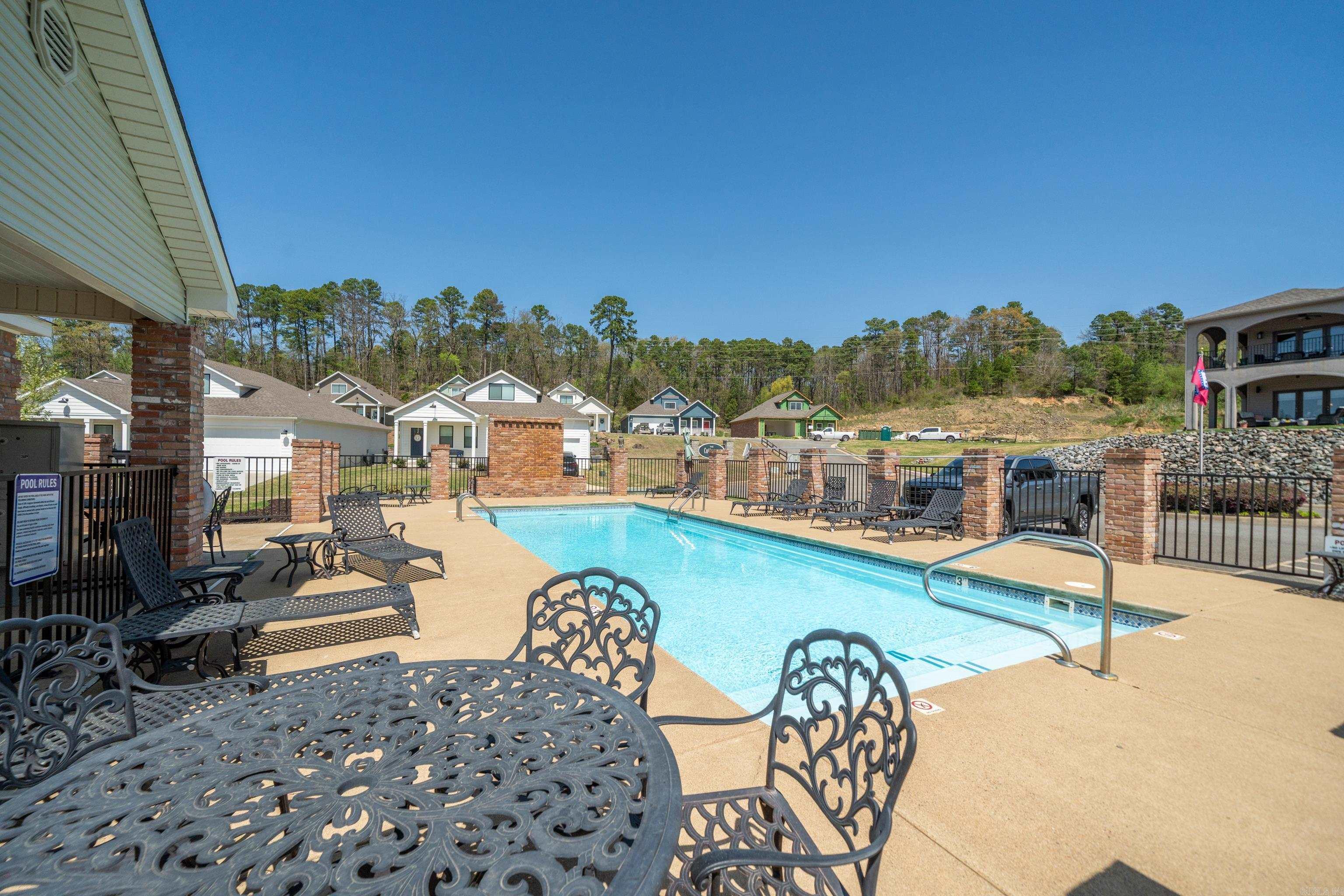 BAYSHORE COVE HPR PHASE IA - Residential