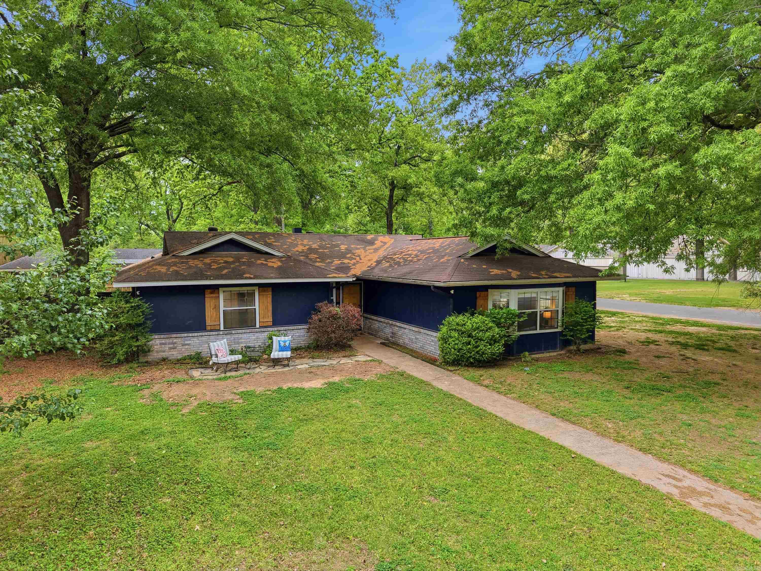 CREEKWOOD - Residential