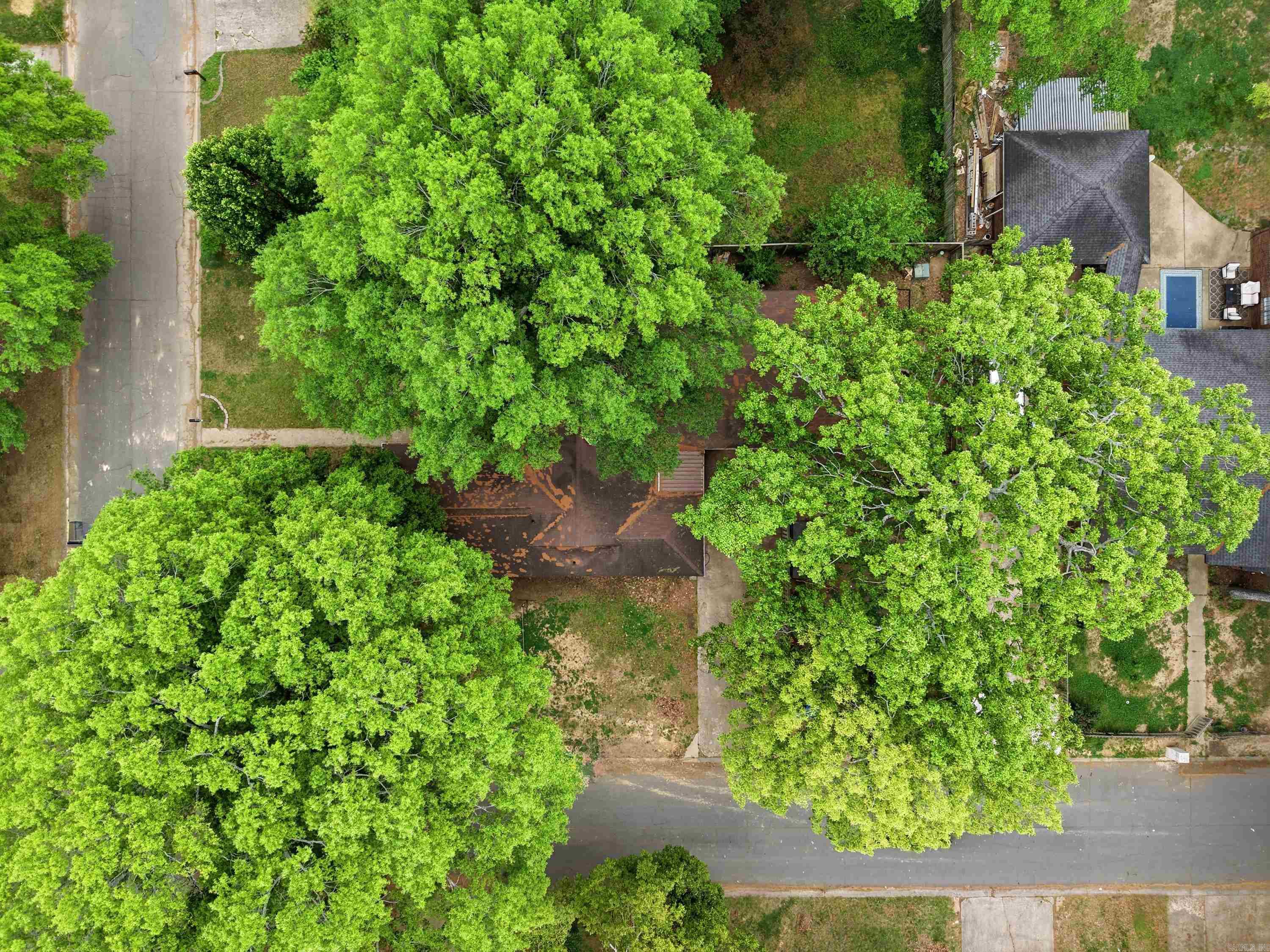 CREEKWOOD - Residential