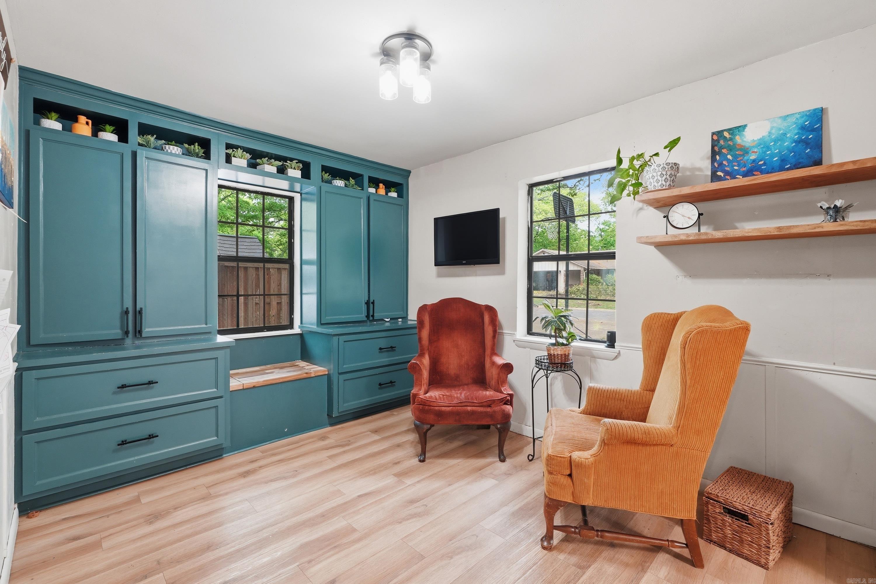 CREEKWOOD - Residential