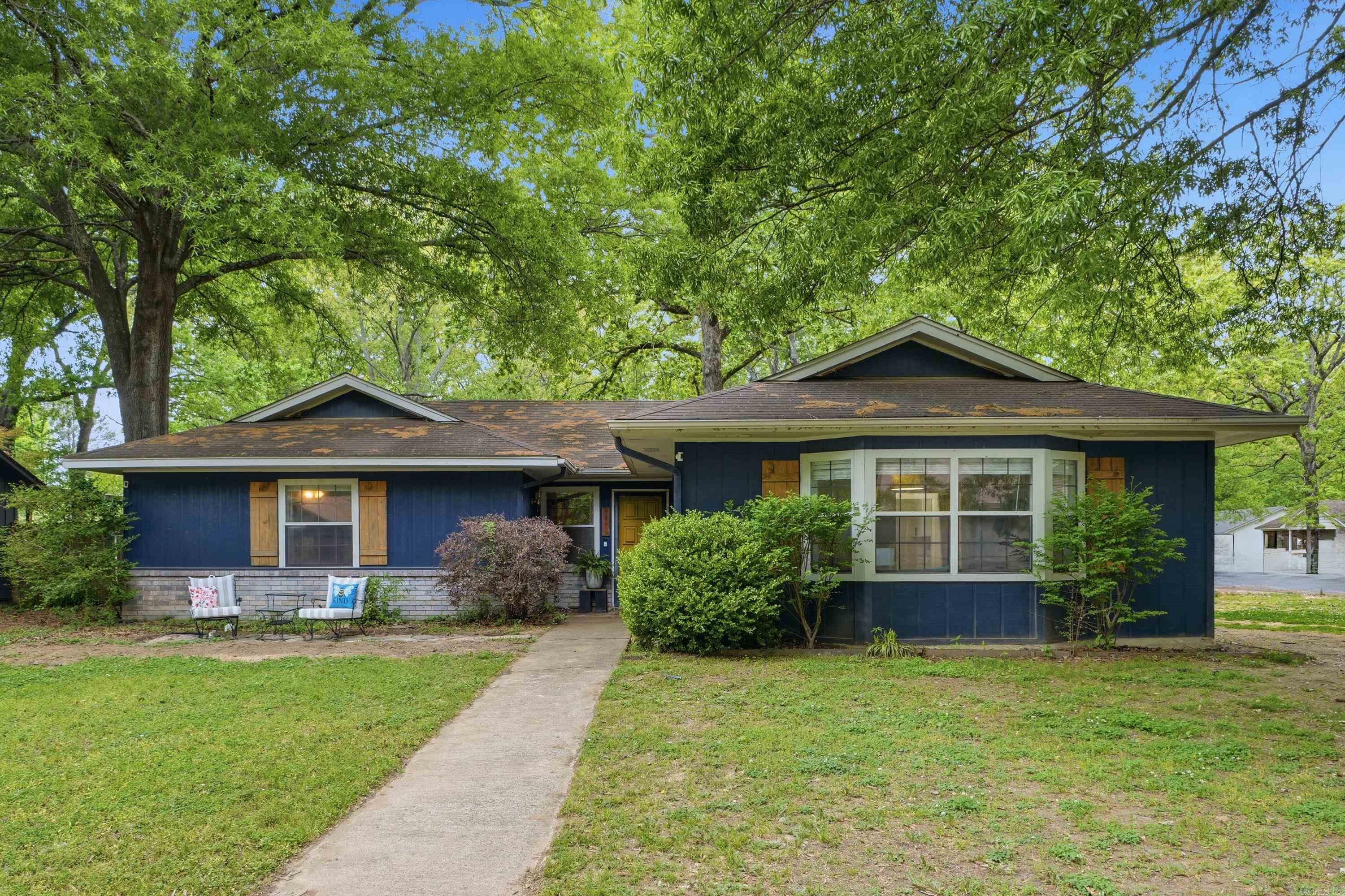 CREEKWOOD - Residential