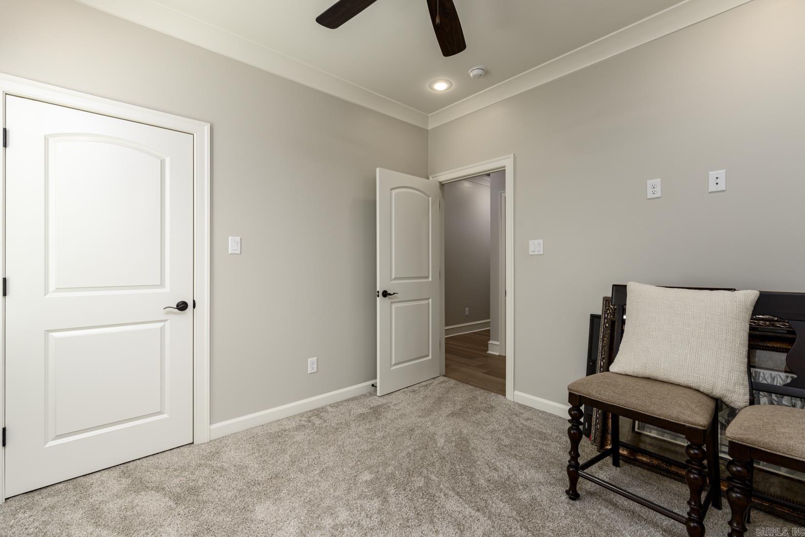 CHENAL VALLEY EPERNAY PLACE - Residential