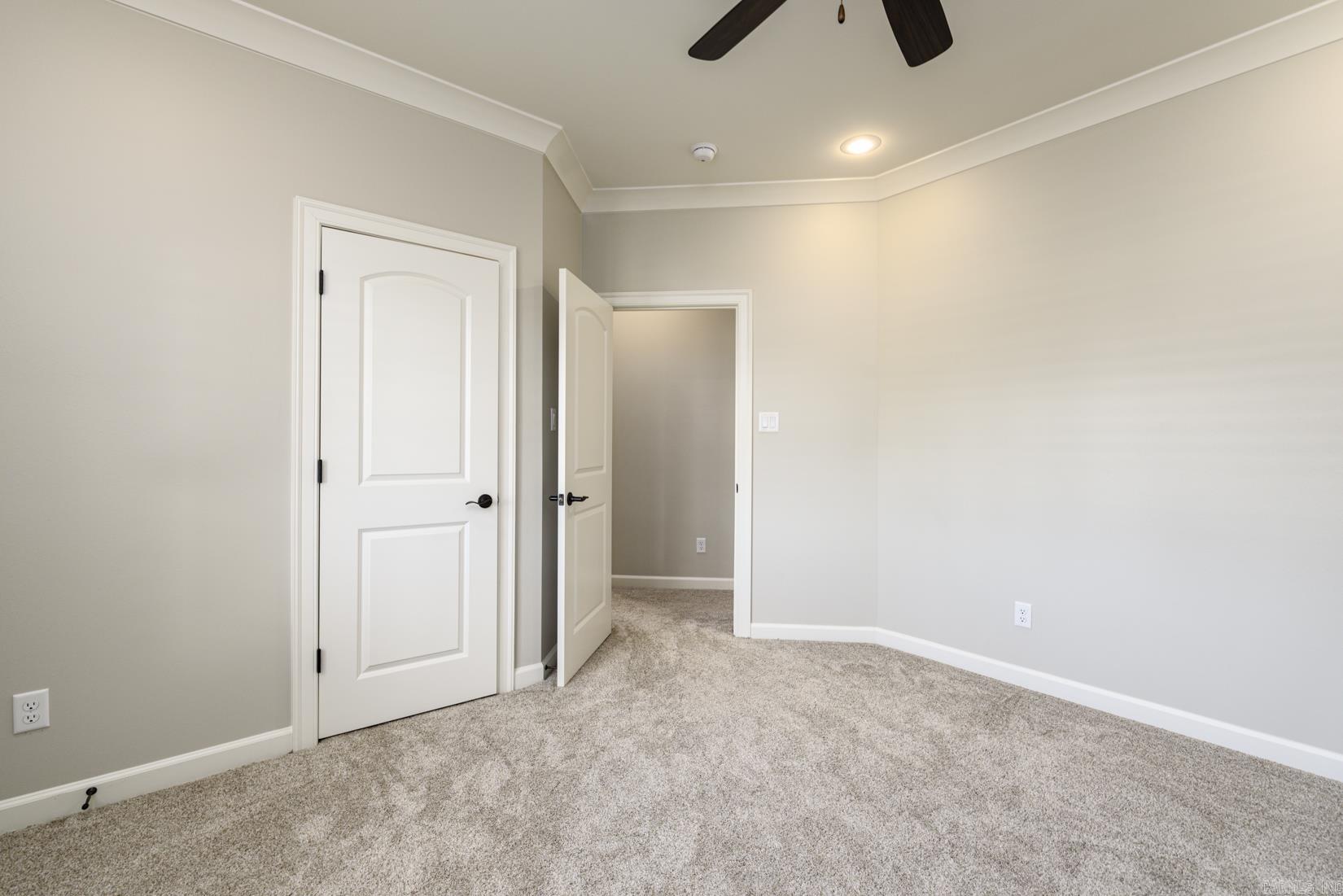 CHENAL VALLEY EPERNAY PLACE - Residential