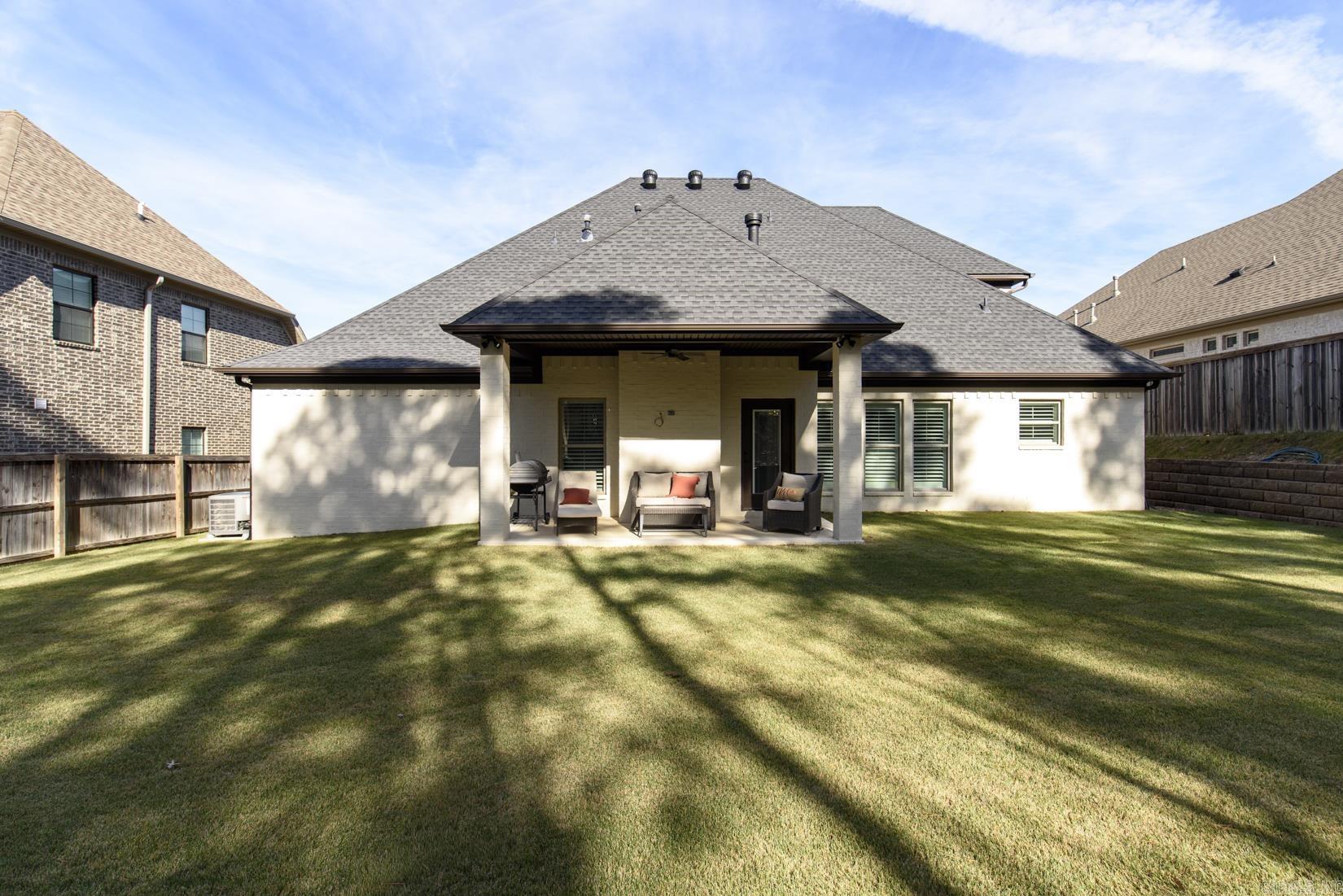 CHENAL VALLEY EPERNAY PLACE - Residential