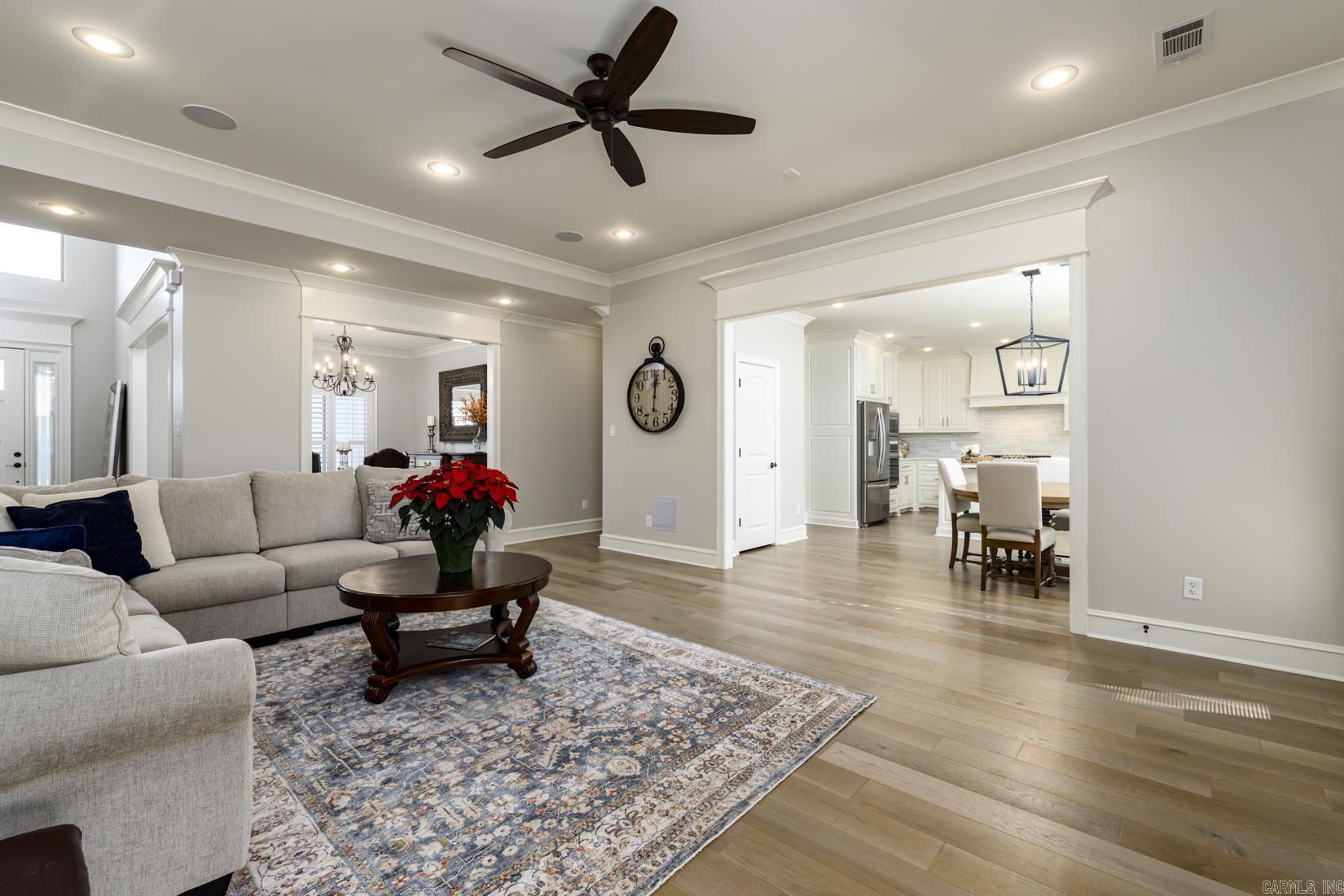 CHENAL VALLEY EPERNAY PLACE - Residential