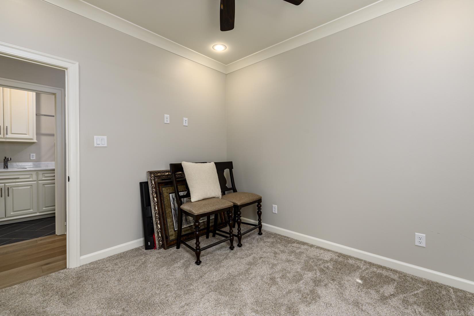 CHENAL VALLEY EPERNAY PLACE - Residential