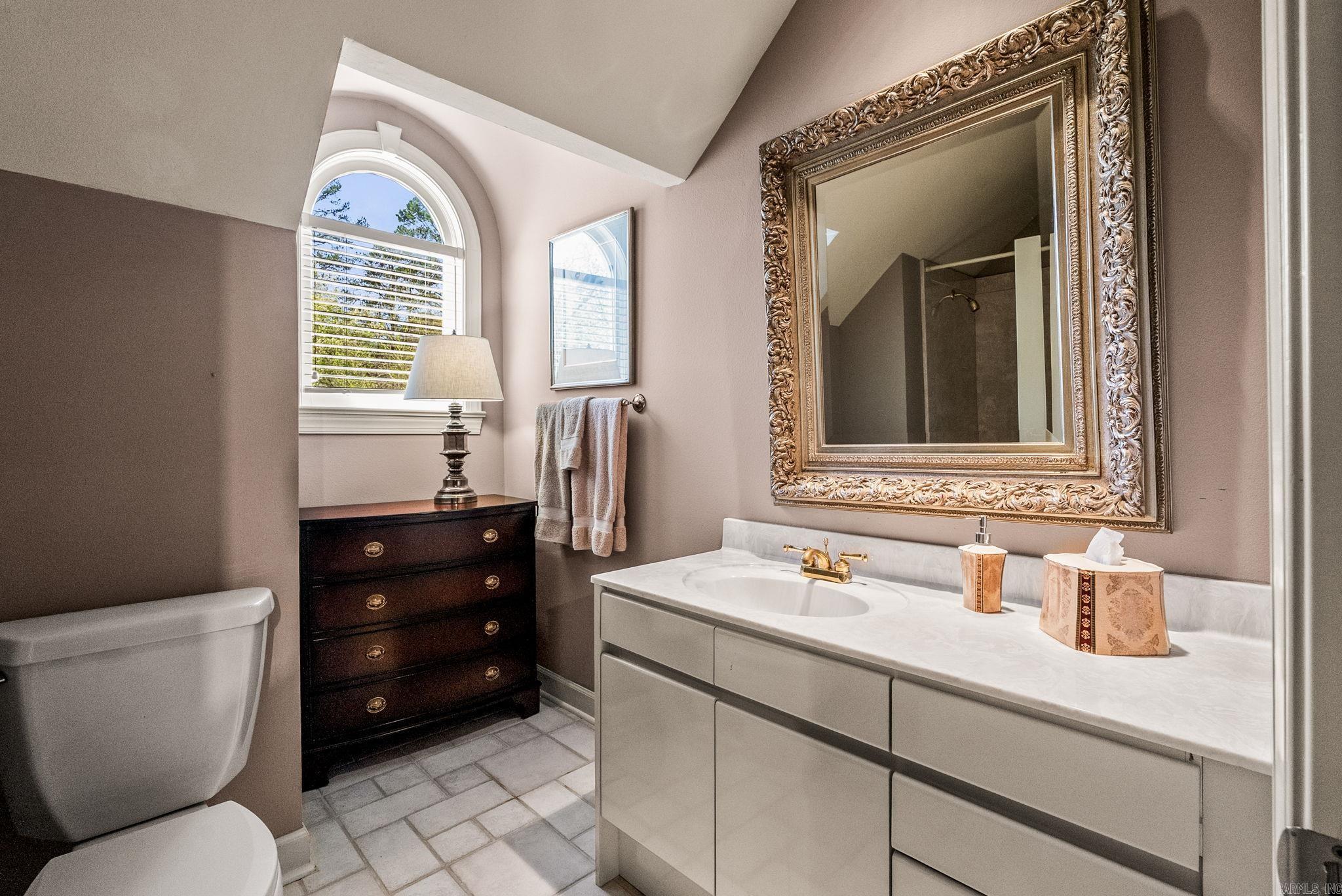 CHENAL VALLEY THE ESTATES - Residential