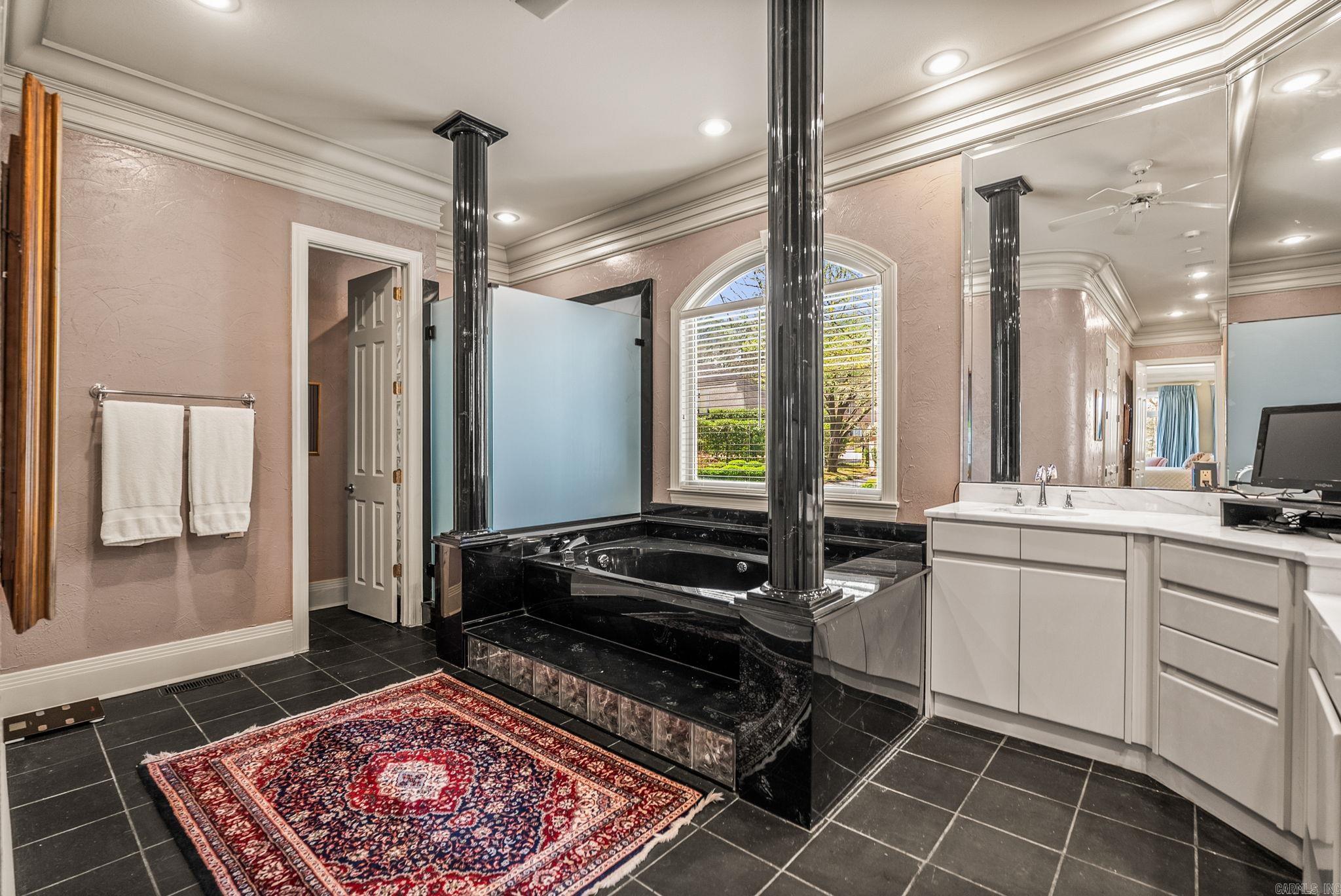 CHENAL VALLEY THE ESTATES - Residential