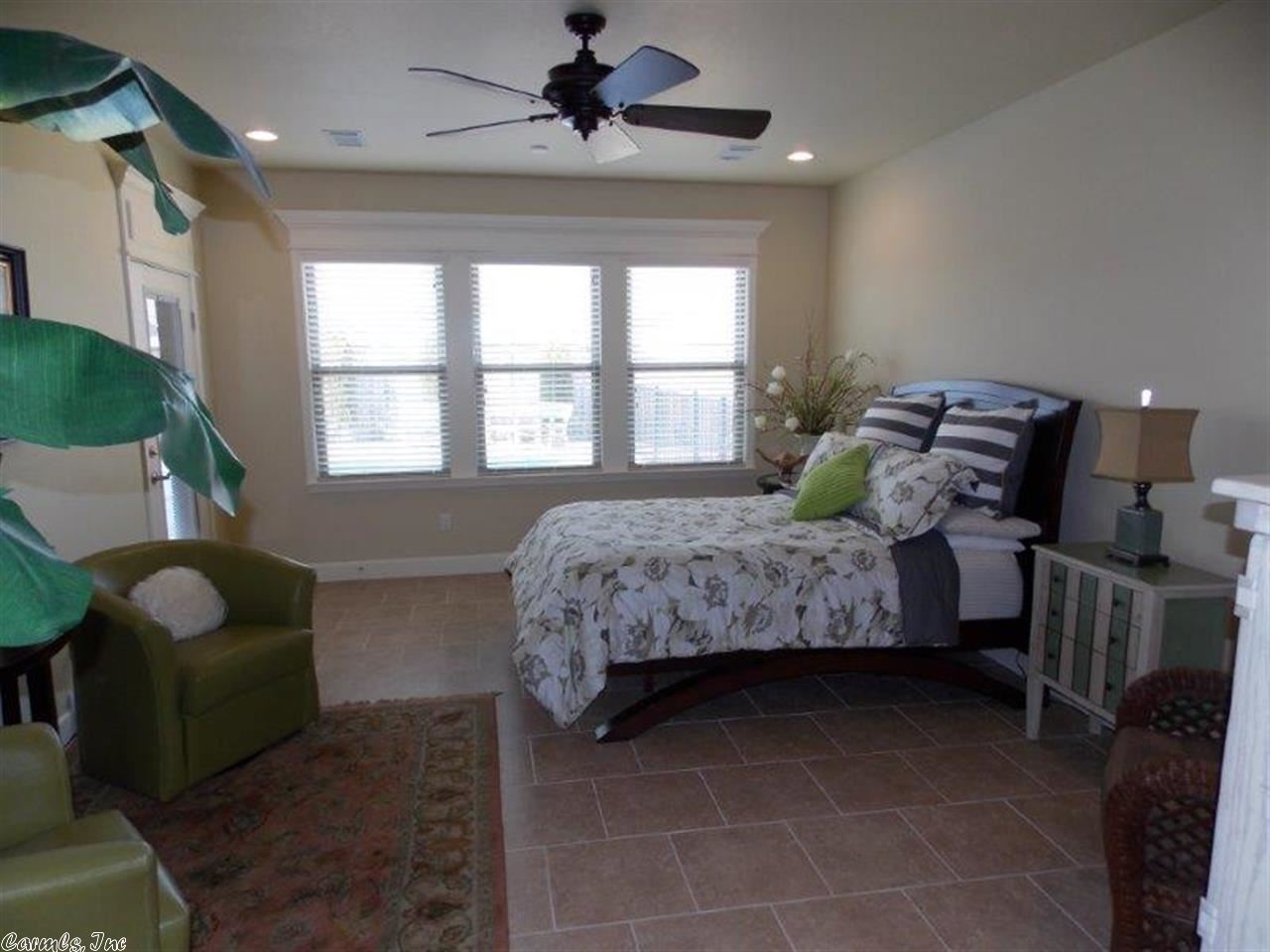 HURRICANE LAKE EST - Residential