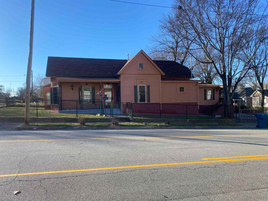 Beautiful updated Historical Home, One Level home with Roof replaced in 2023. New Double Hung windows installed in 2022, New HVAC, Stove, Refrigerator, Dishwasher and Light fixtures Garbage Disposal and Hot water Heater. Plumbing an Electric updated. This home has 3 bedrooms, 2 Full Baths, Formal Living Room, Formal Dining Room and a Bonus Room. Fully fenced and sits on a Corner Lot. Sold As Is Call Agents today